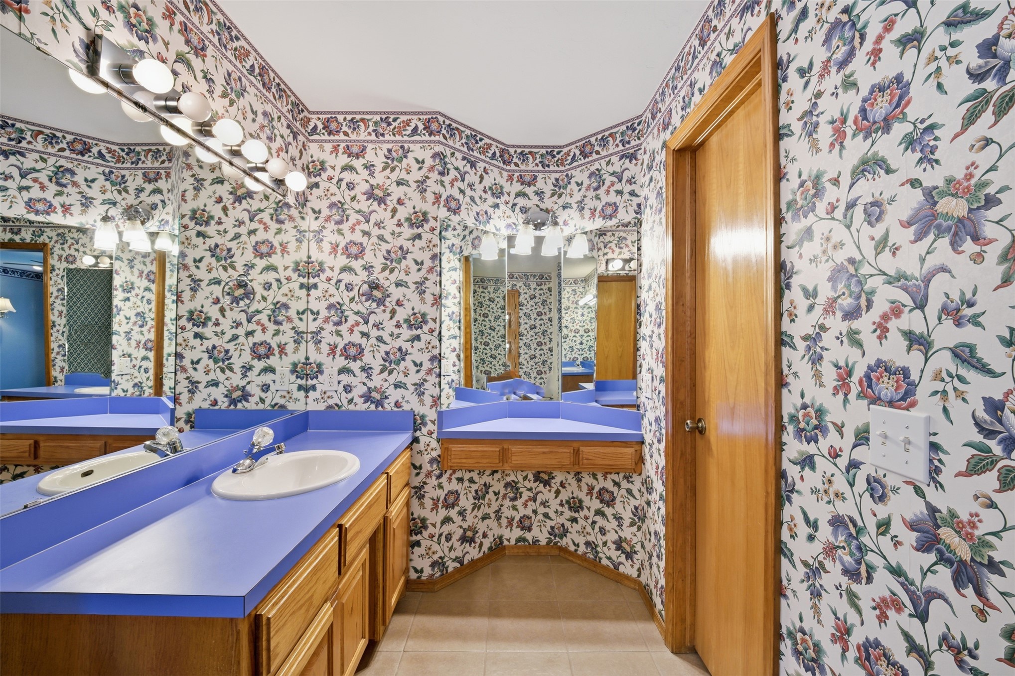 210 S 8th Davis OK 73030