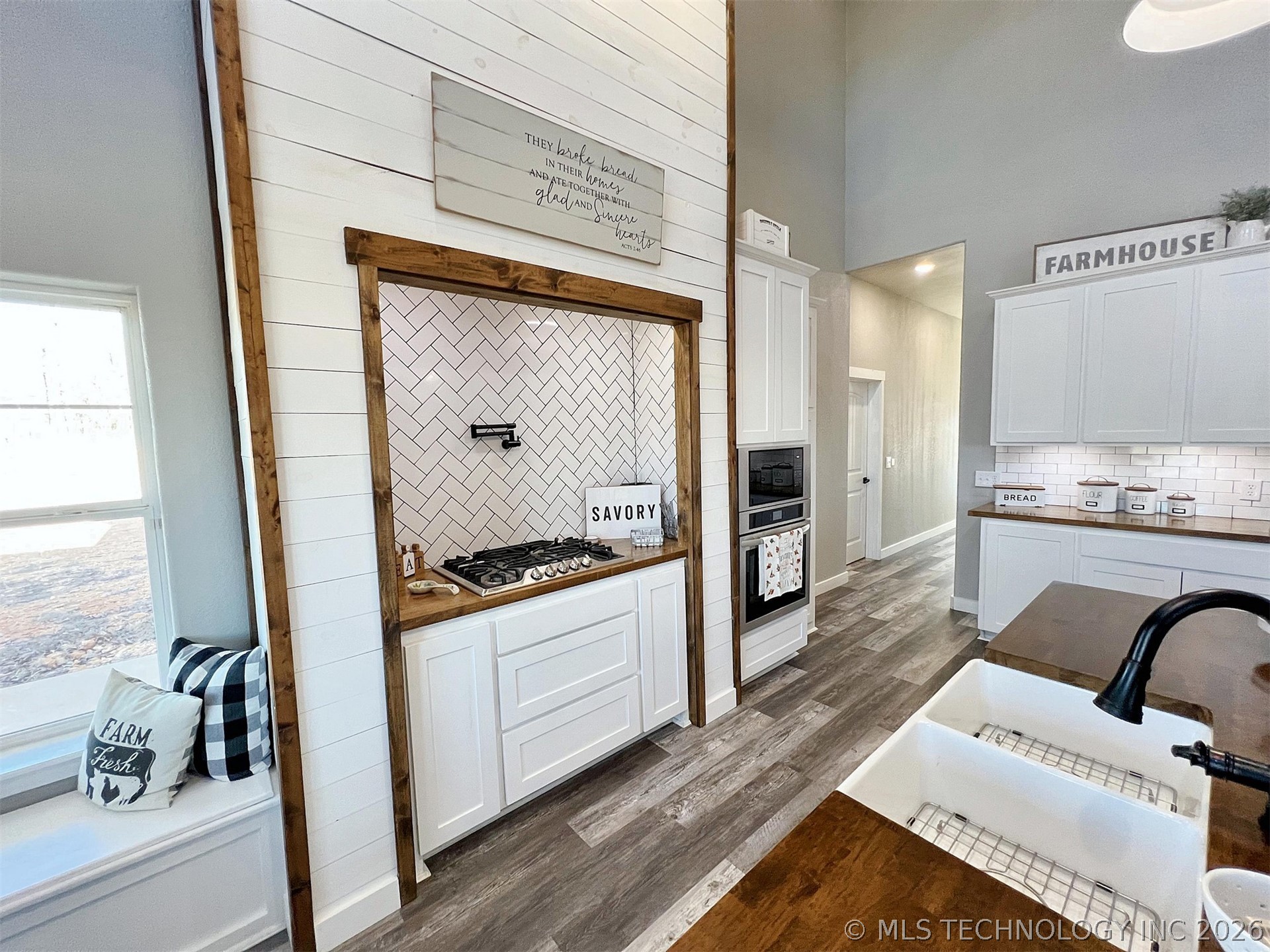 11457 N 510 Road Tahlequah OK 74464