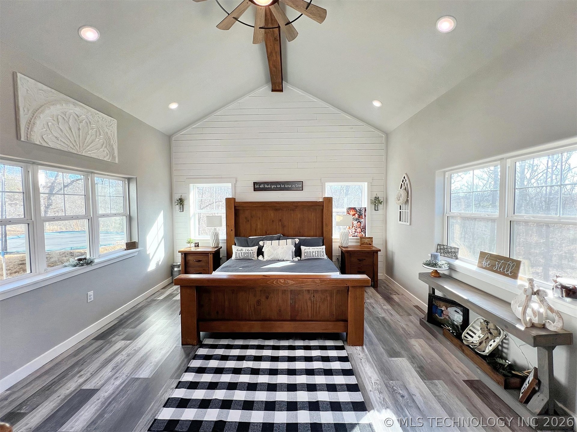 11457 N 510 Road Tahlequah OK 74464
