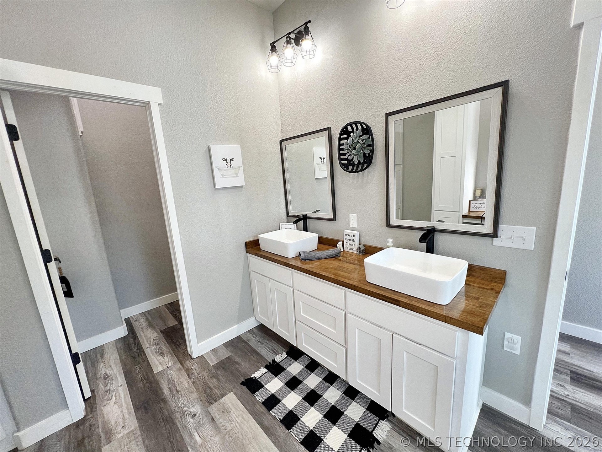 11457 N 510 Road Tahlequah OK 74464