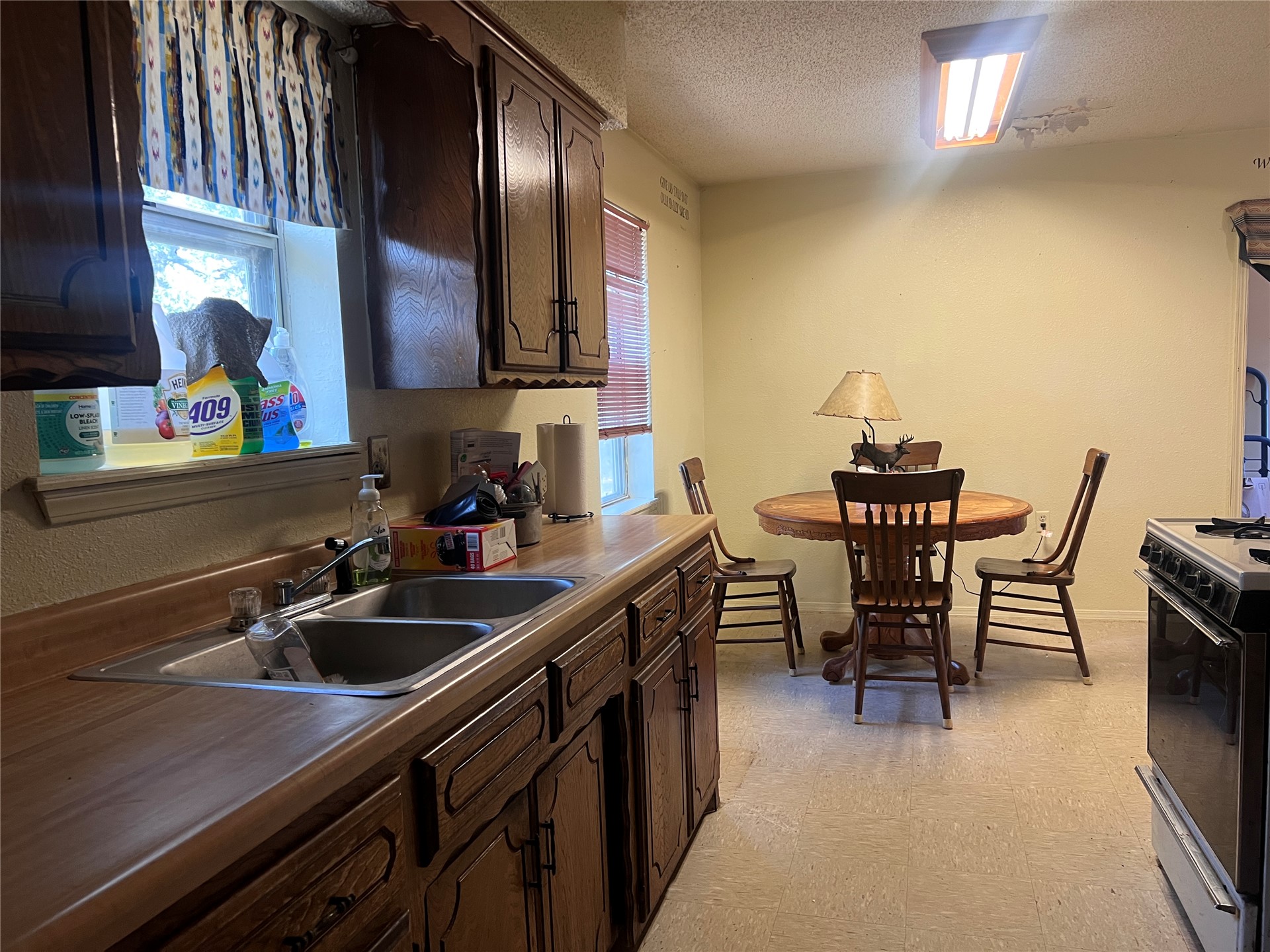 305 Bois D'arc Avenue Kiowa OK 74553