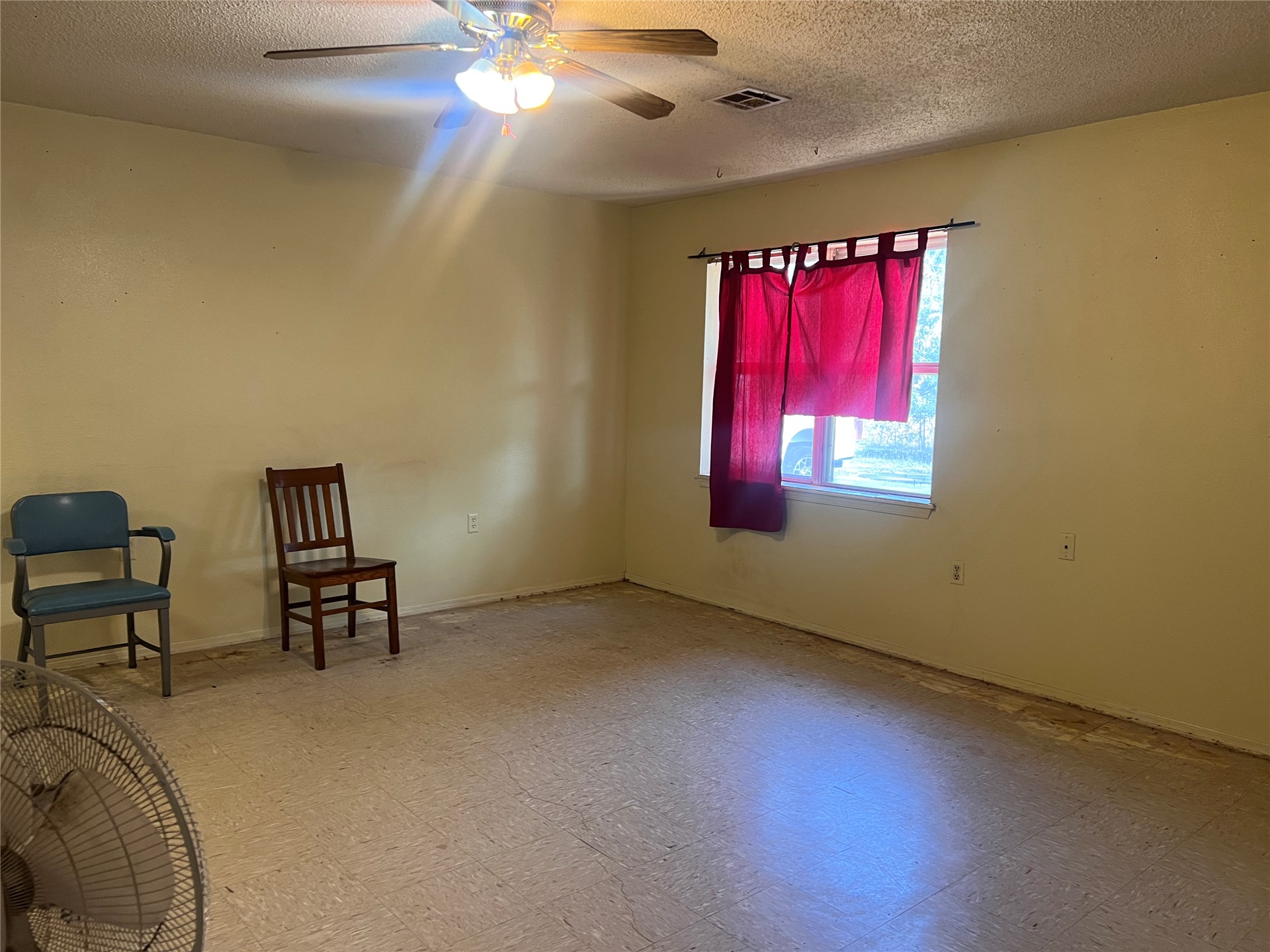 305 Bois D'arc Avenue Kiowa OK 74553