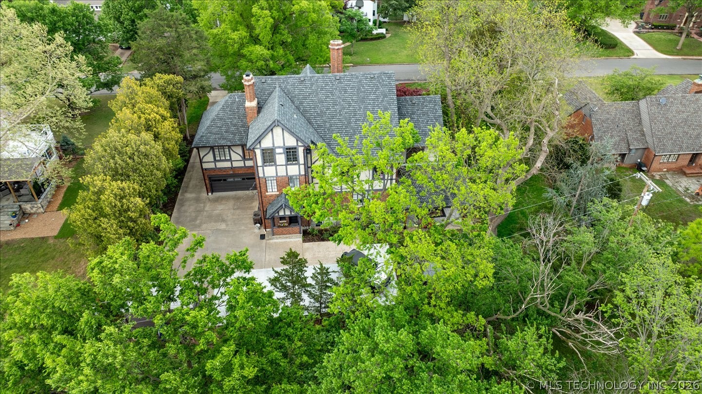 1423 SE Delaware Avenue Bartlesville OK 74003