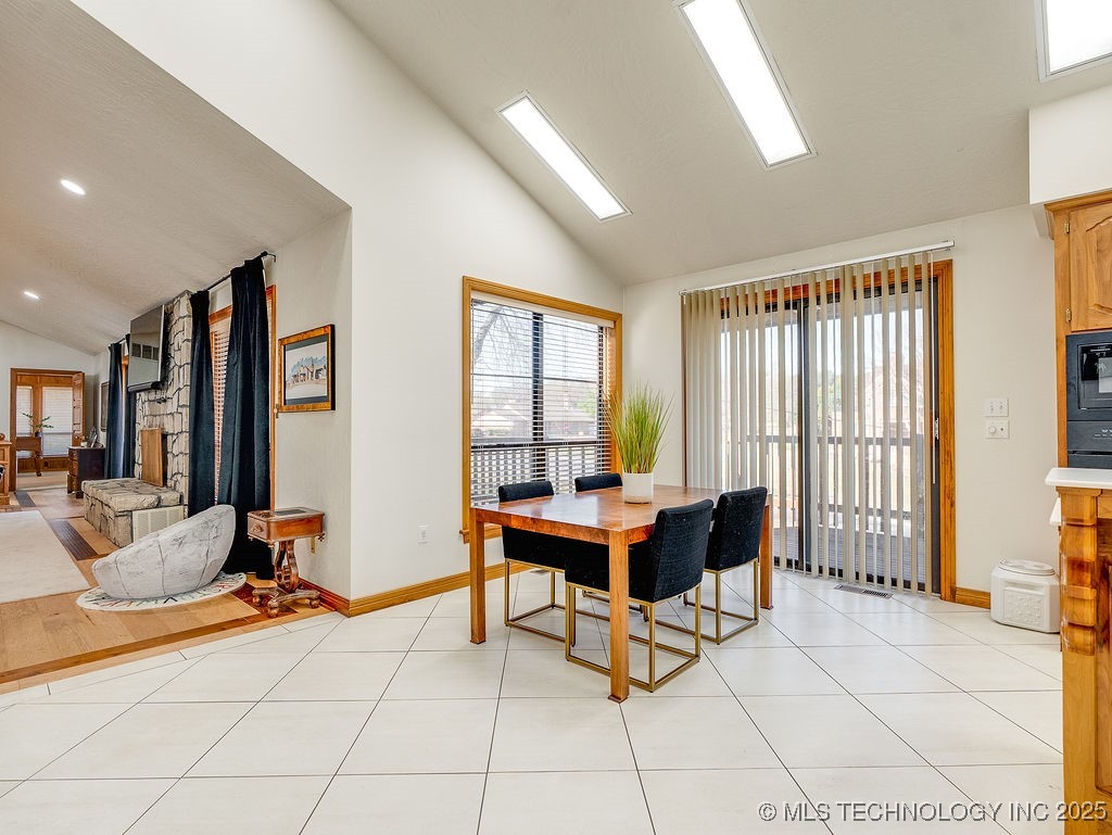 100 E Kings Ada OK 74820