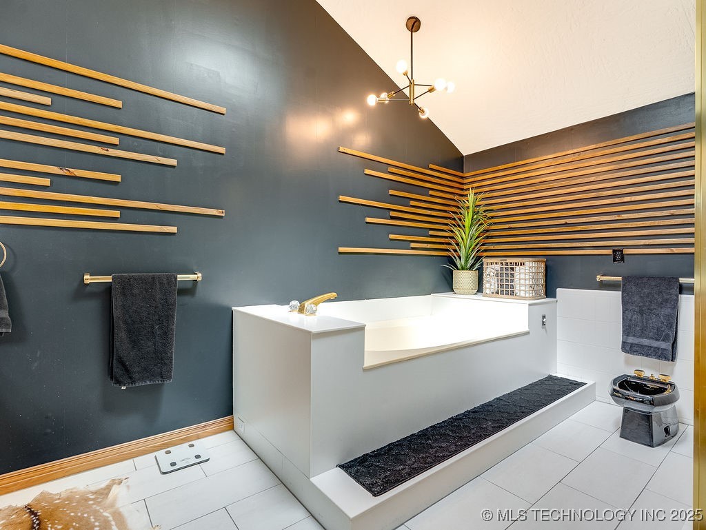 100 E Kings Ada OK 74820