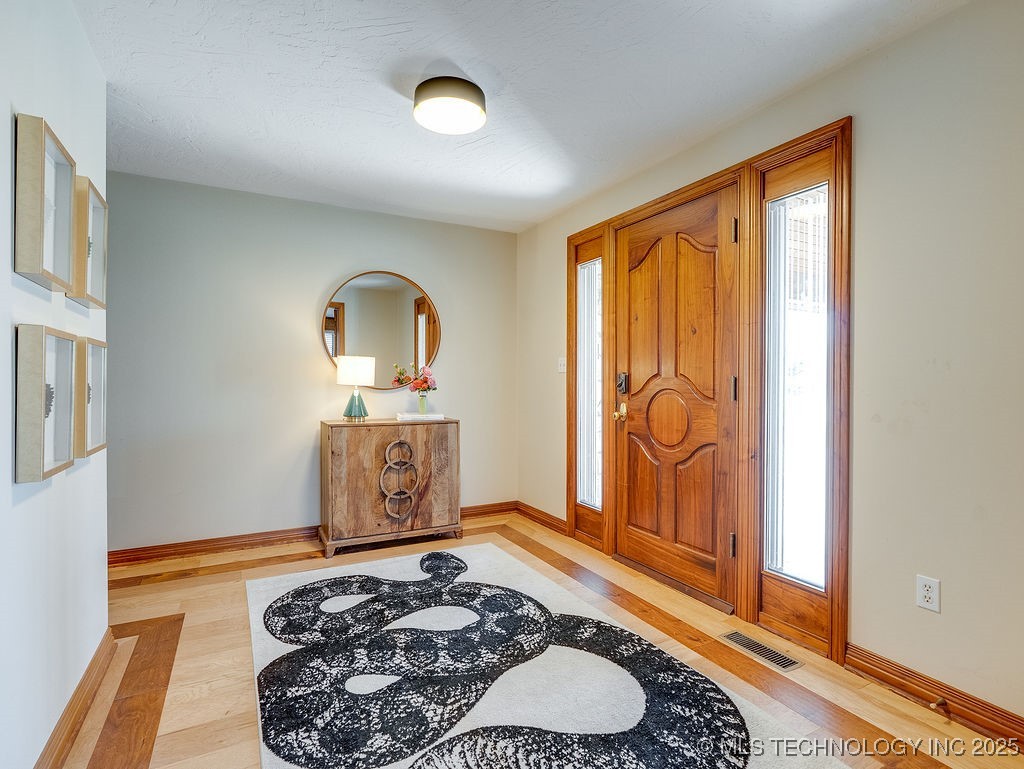 100 E Kings Ada OK 74820