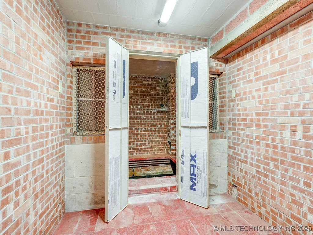 100 E Kings Ada OK 74820