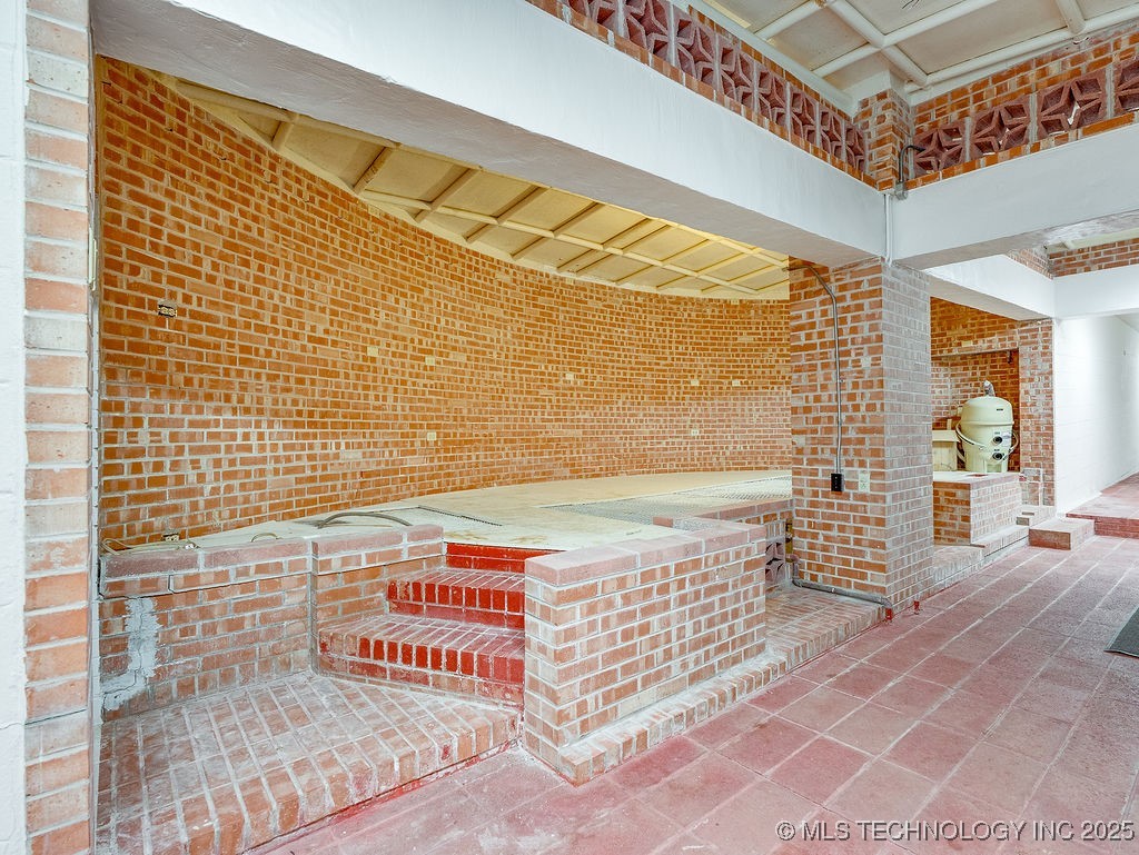 100 E Kings Ada OK 74820