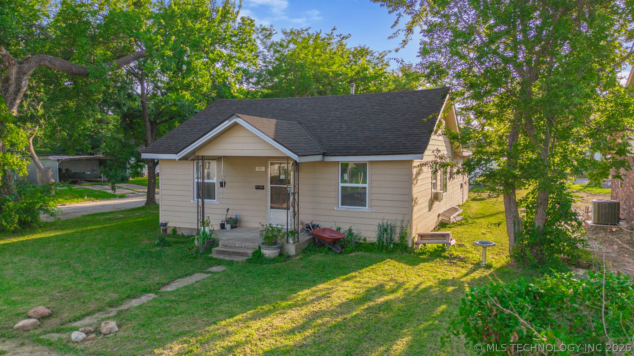 1001 N Choctaw Street Dewey OK 74029