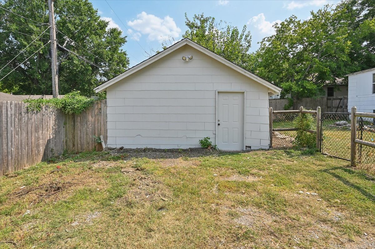 103 S Knoxville Avenue Tulsa OK 74112