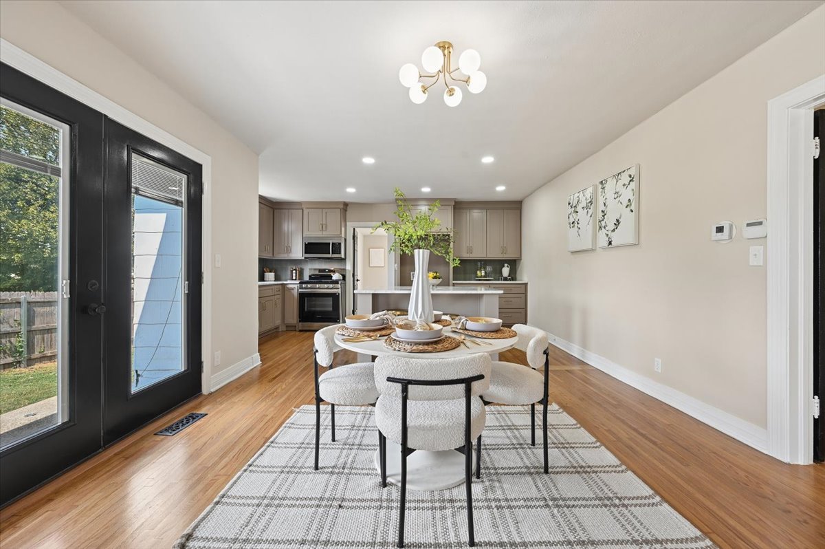 103 S Knoxville Avenue Tulsa OK 74112