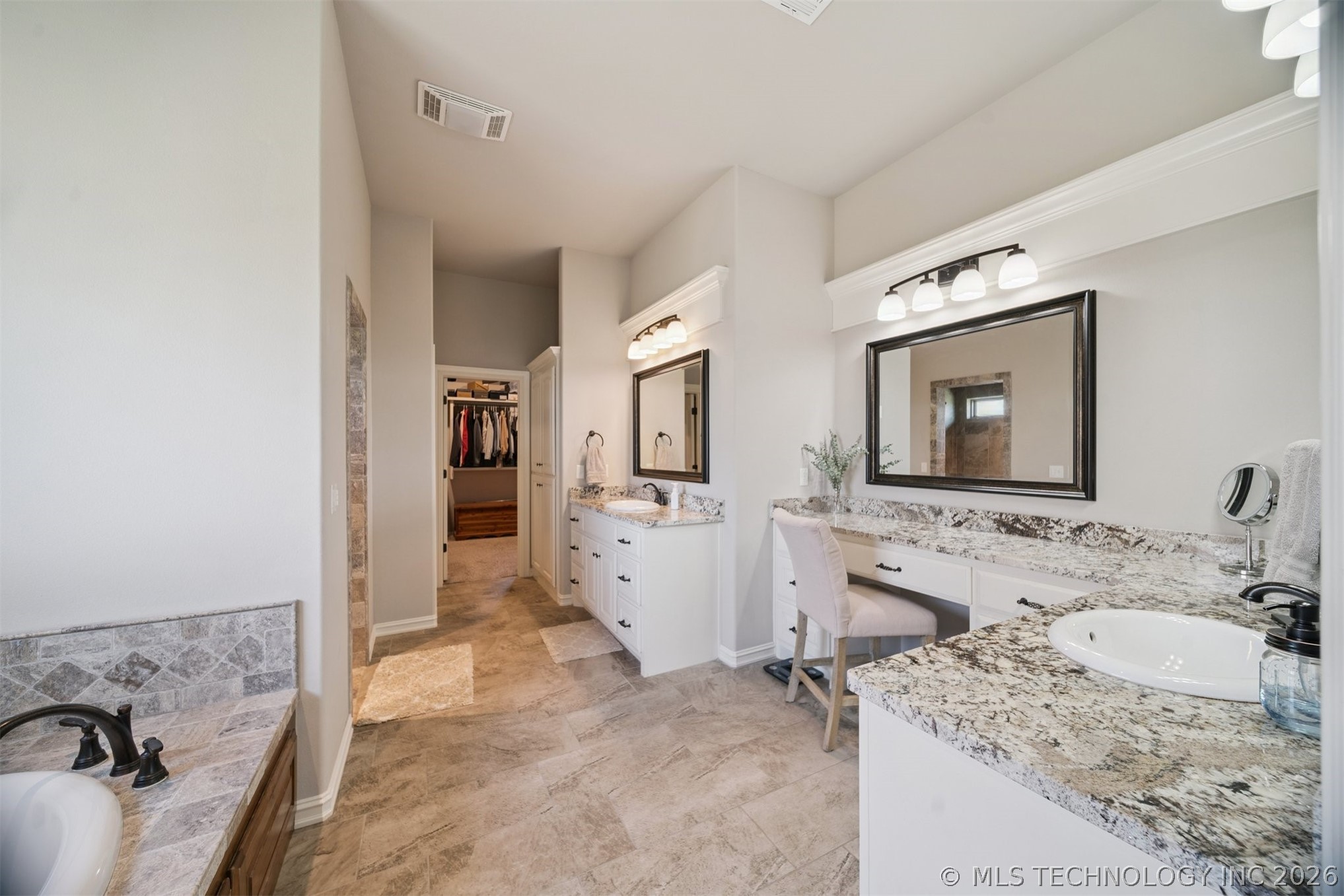 8308 N 152nd Eastavenue Owasso OK 74055