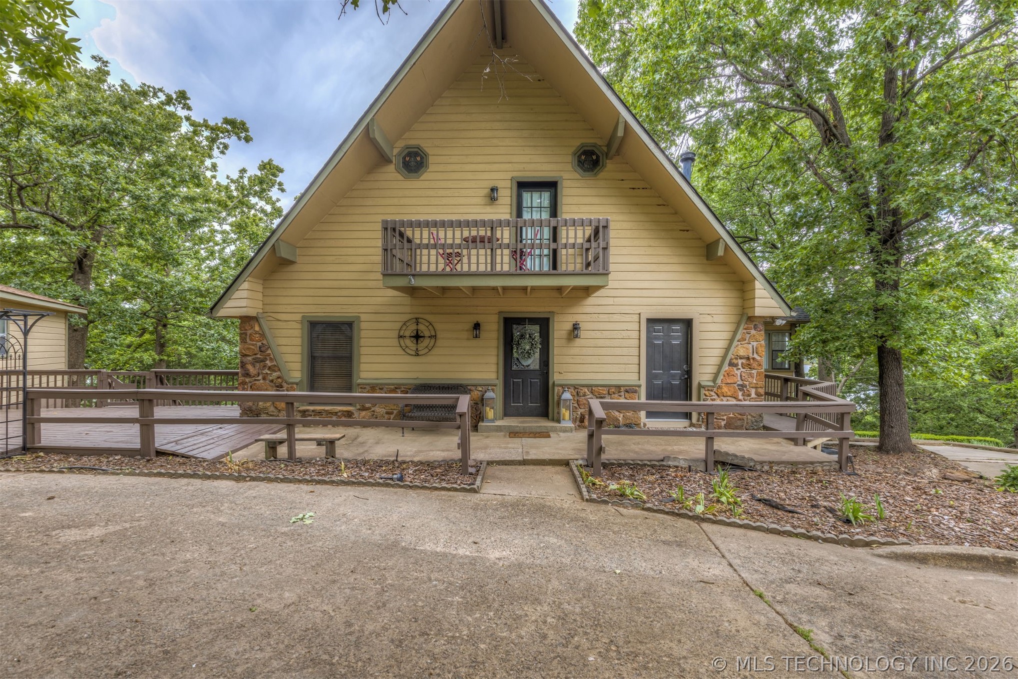 4332 W Roadrunner Hulbert OK 74441