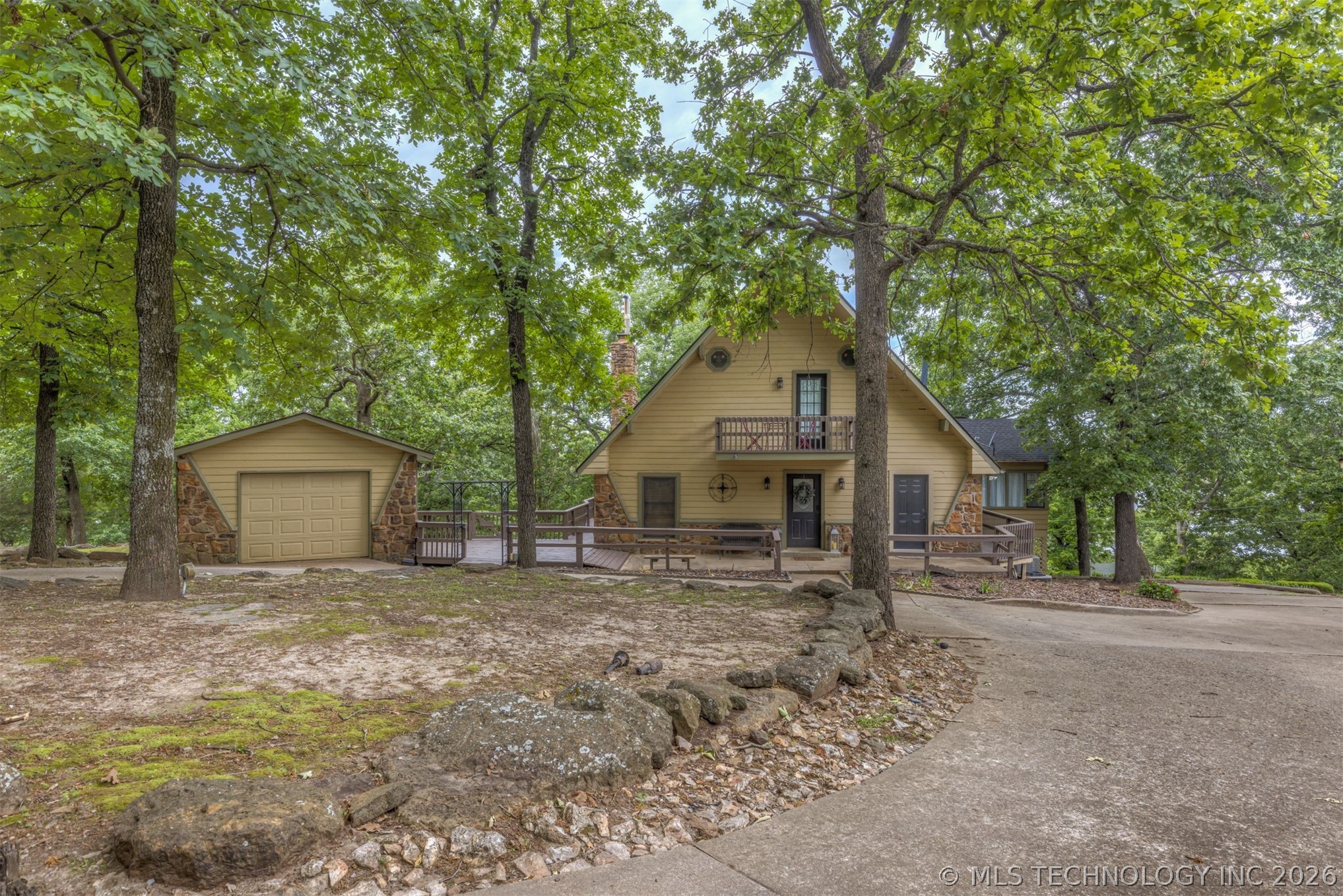 4332 W Roadrunner Hulbert OK 74441