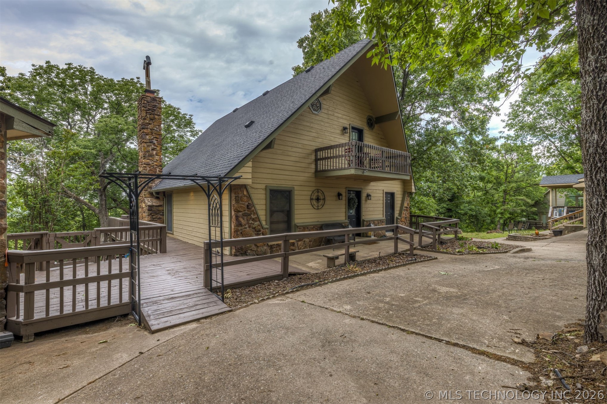 4332 W Roadrunner Hulbert OK 74441