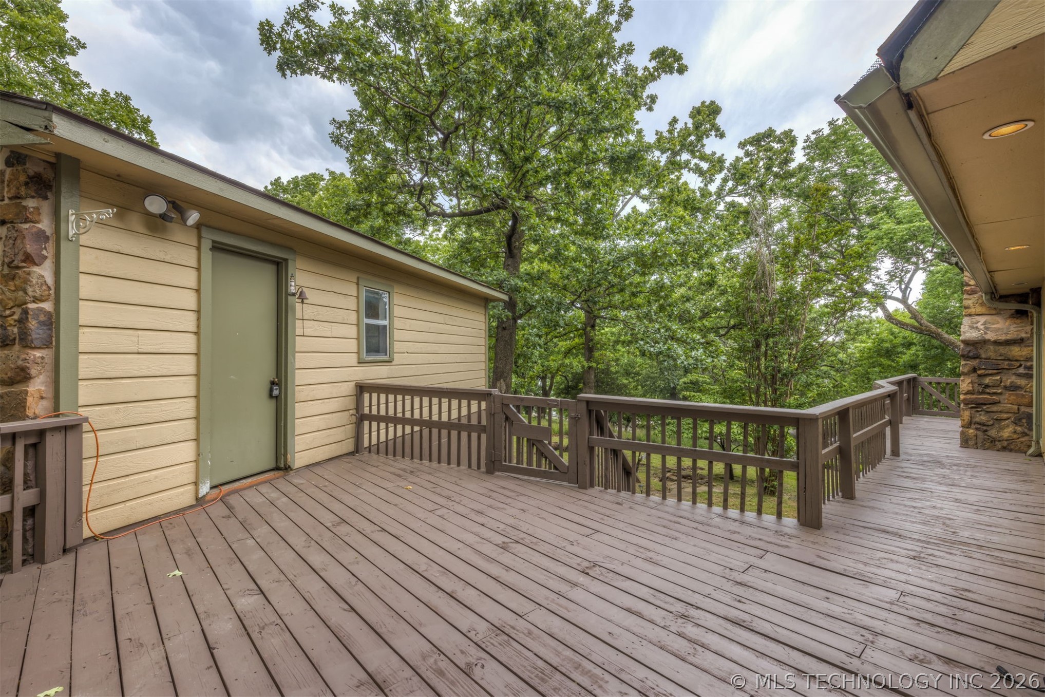 4332 W Roadrunner Hulbert OK 74441