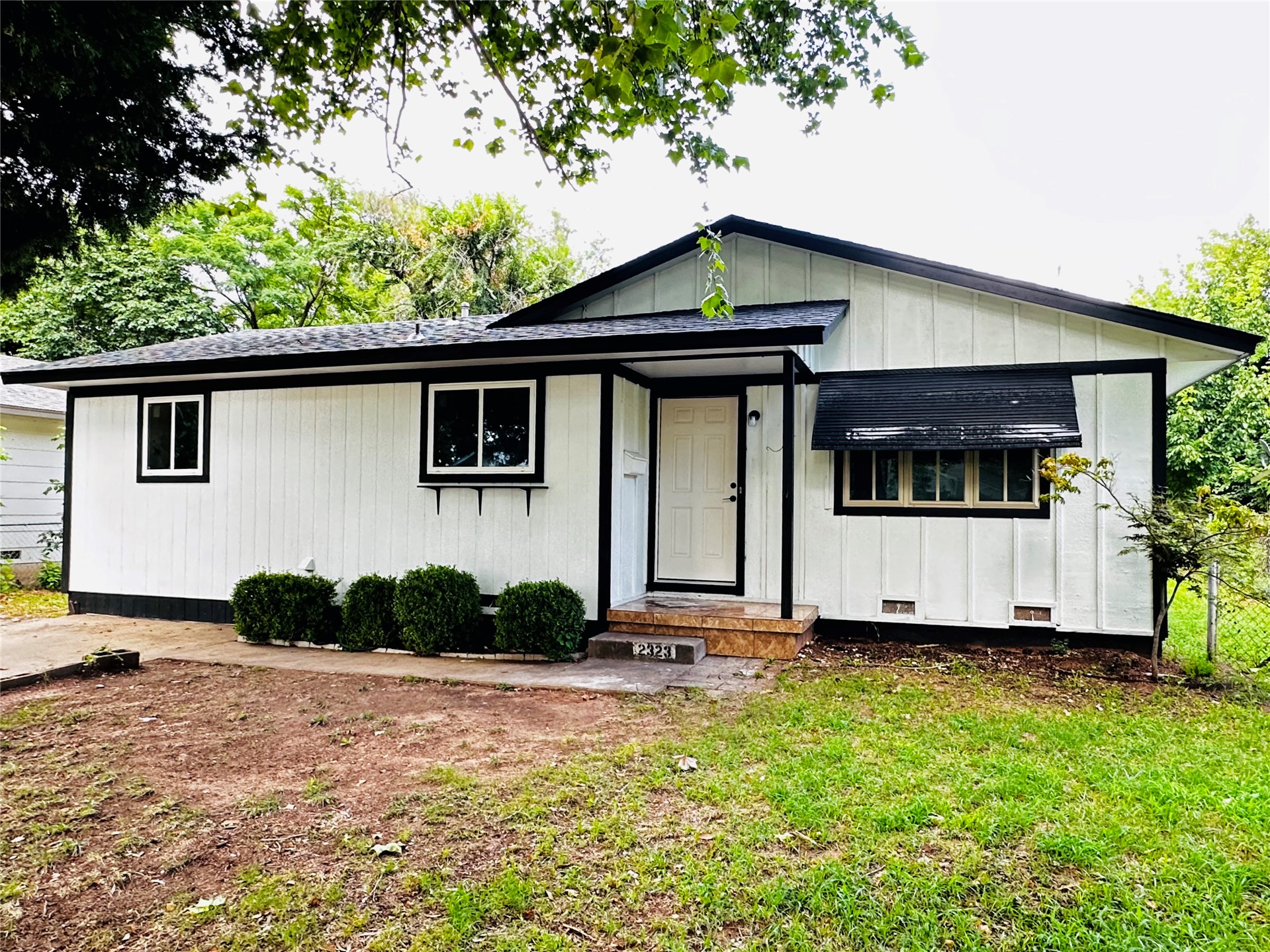 2323 S Olympia Street Tulsa OK 74107