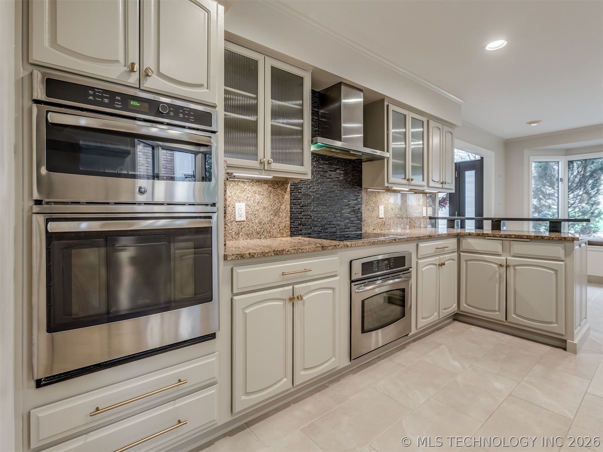 7426 S Gary Place Tulsa OK 74136