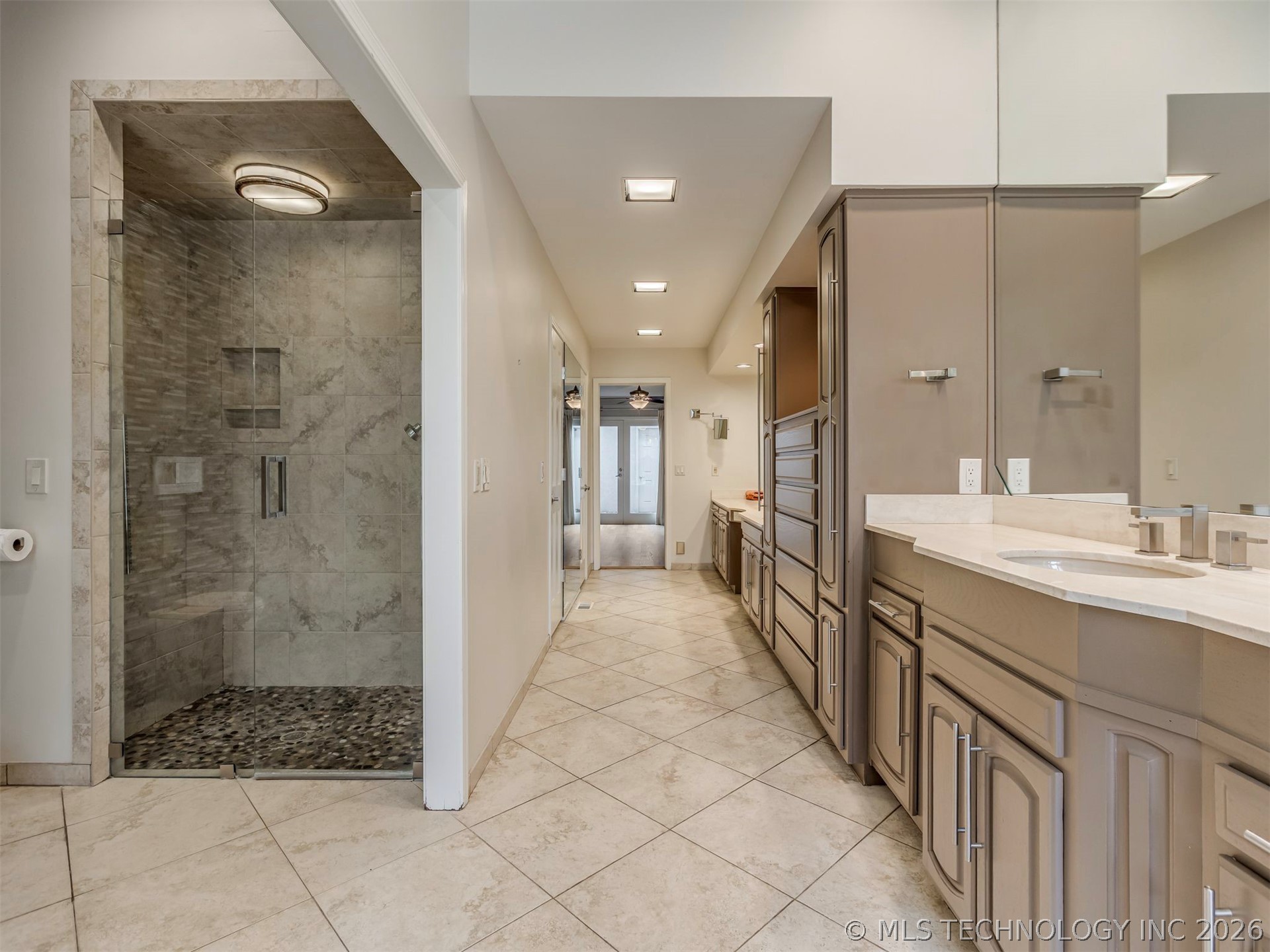 7426 S Gary Place Tulsa OK 74136