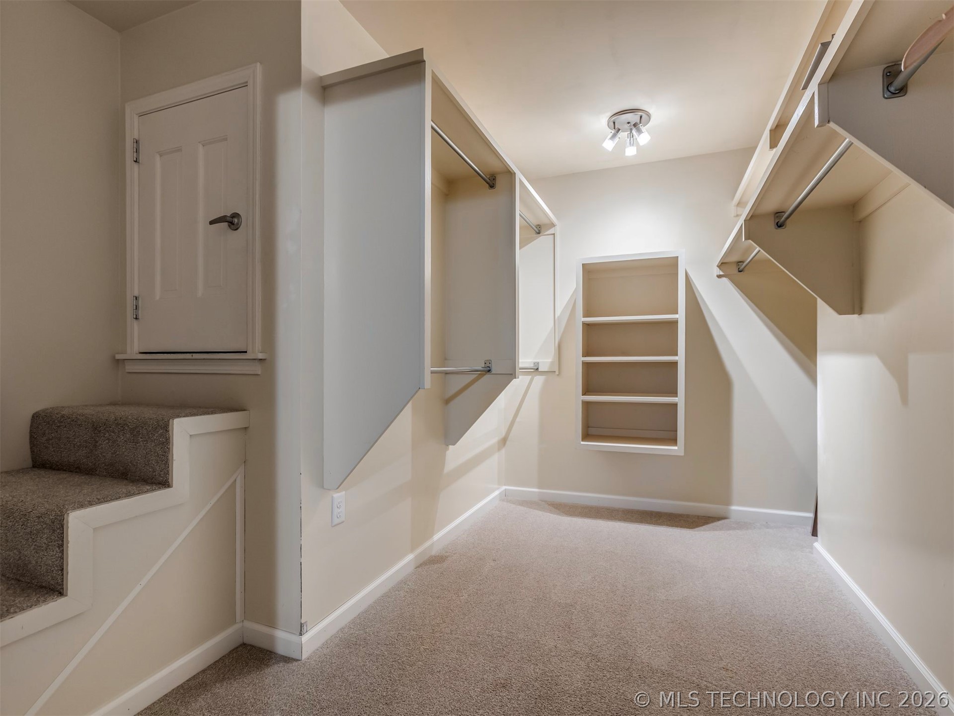 7426 S Gary Place Tulsa OK 74136