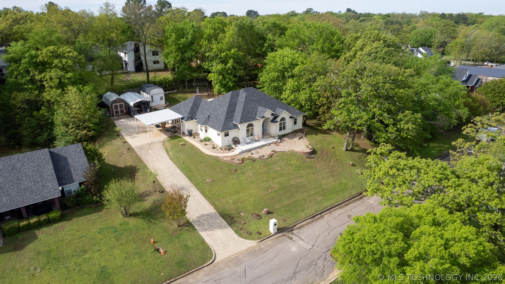 2221 Shirley Durant OK 74701
