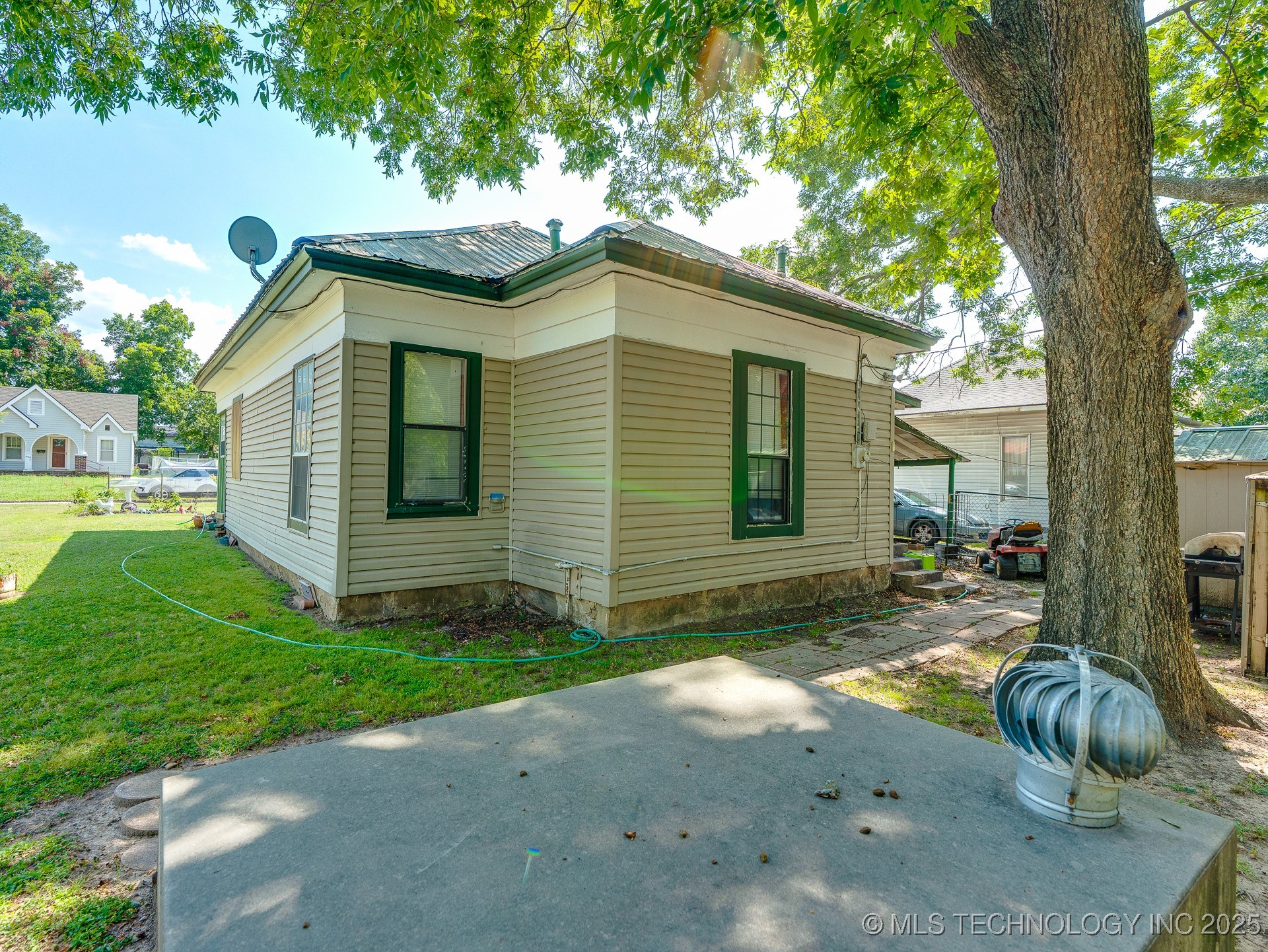 742 E 8th Ada OK 74820