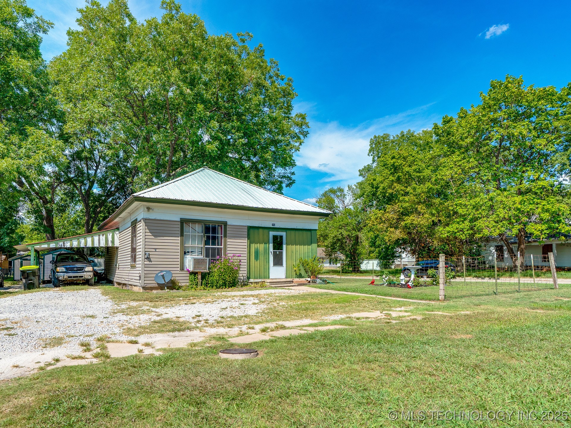 742 E 8th Ada OK 74820