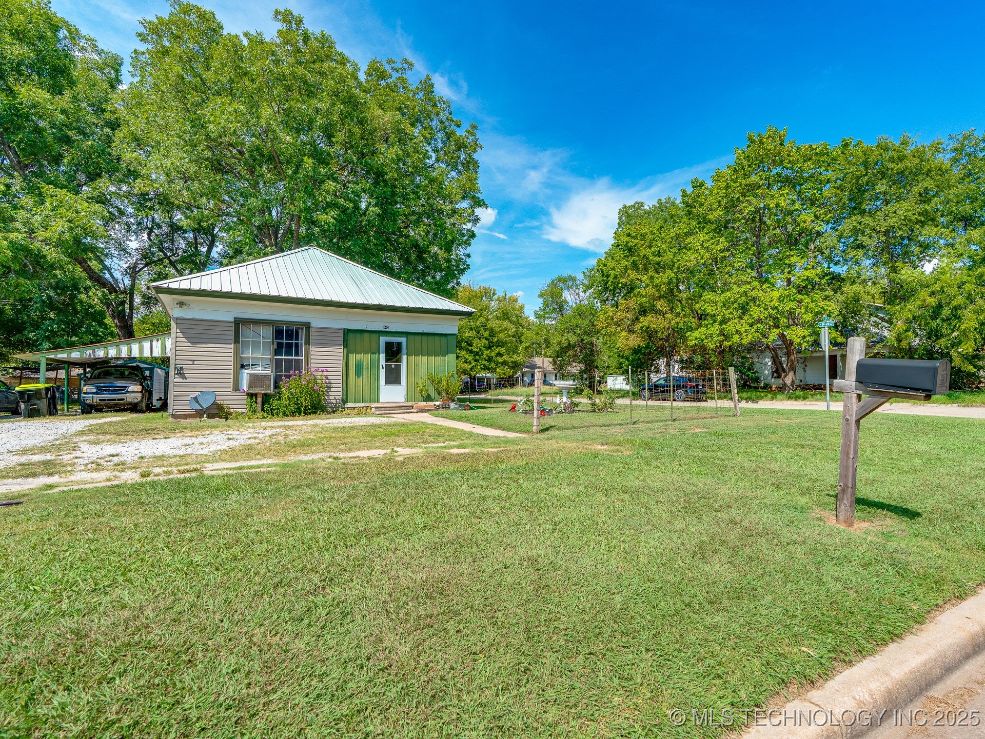 742 E 8th Ada OK 74820