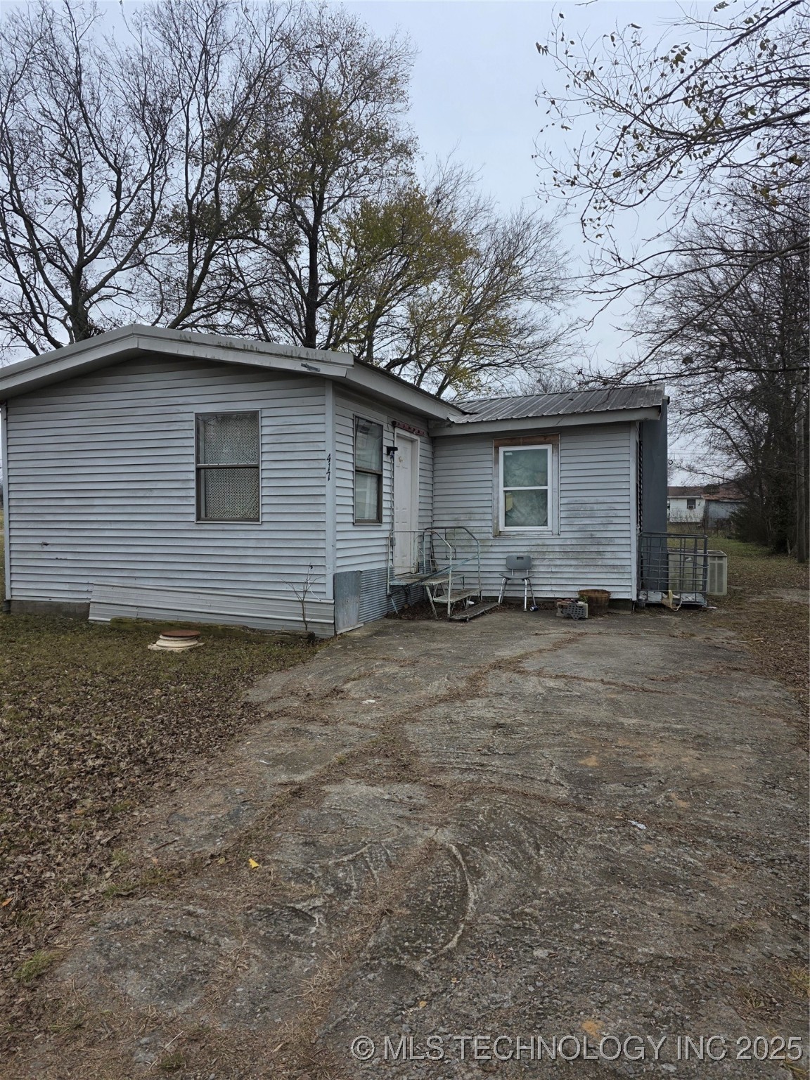 420 E Holly Street Haskell OK 74436