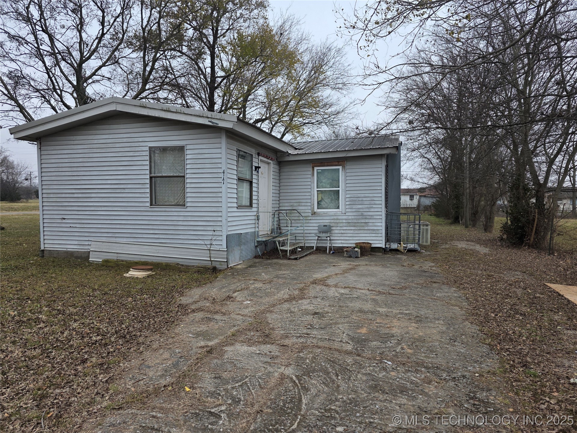 420 E Holly Street Haskell OK 74436