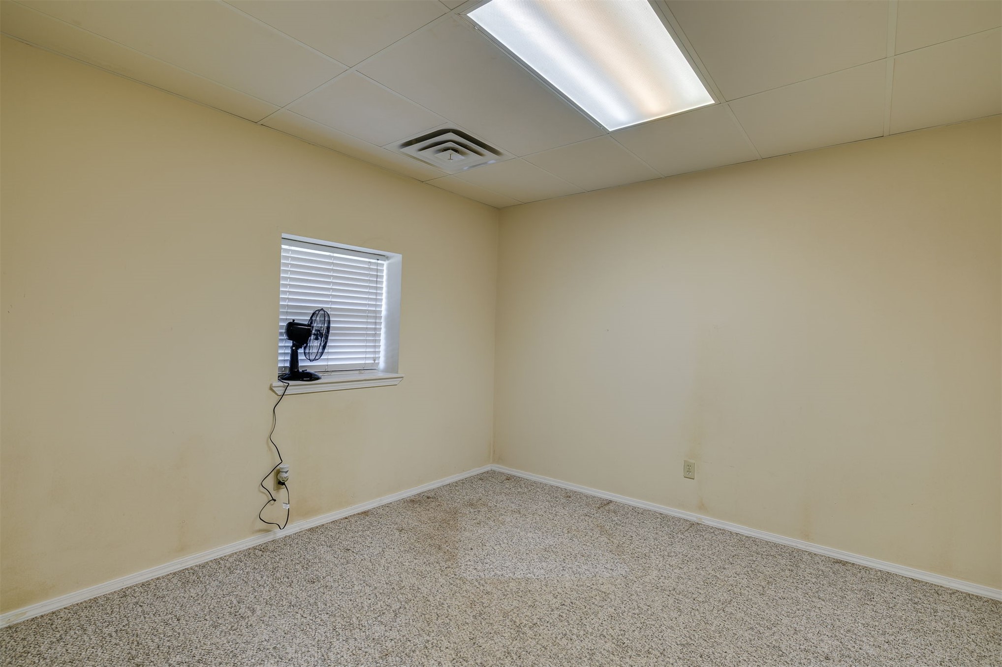 25080 Turkey Pen Hollow Road Henryetta OK 74437