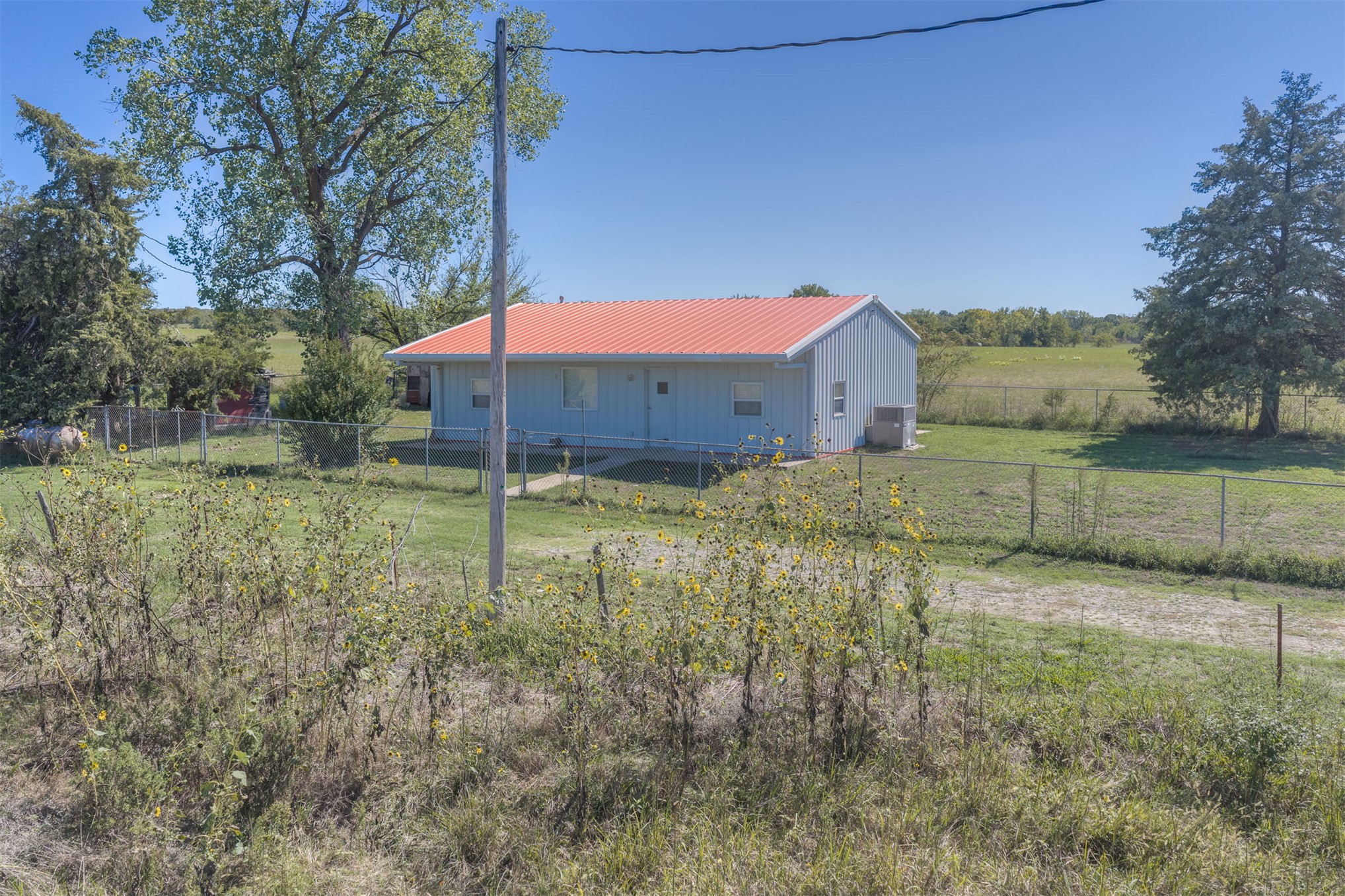25080 Turkey Pen Hollow Road Henryetta OK 74437