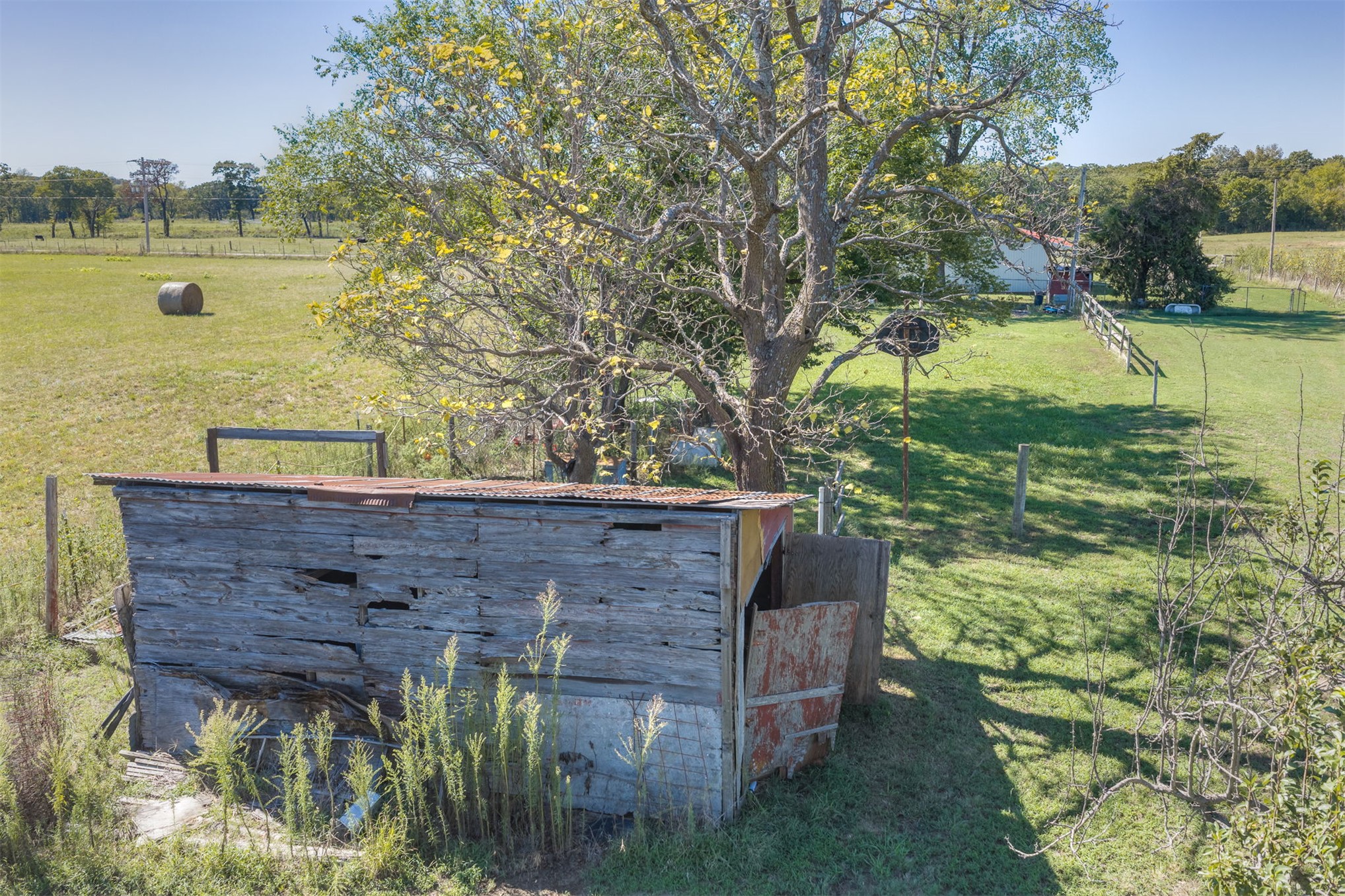 25080 Turkey Pen Hollow Road Henryetta OK 74437