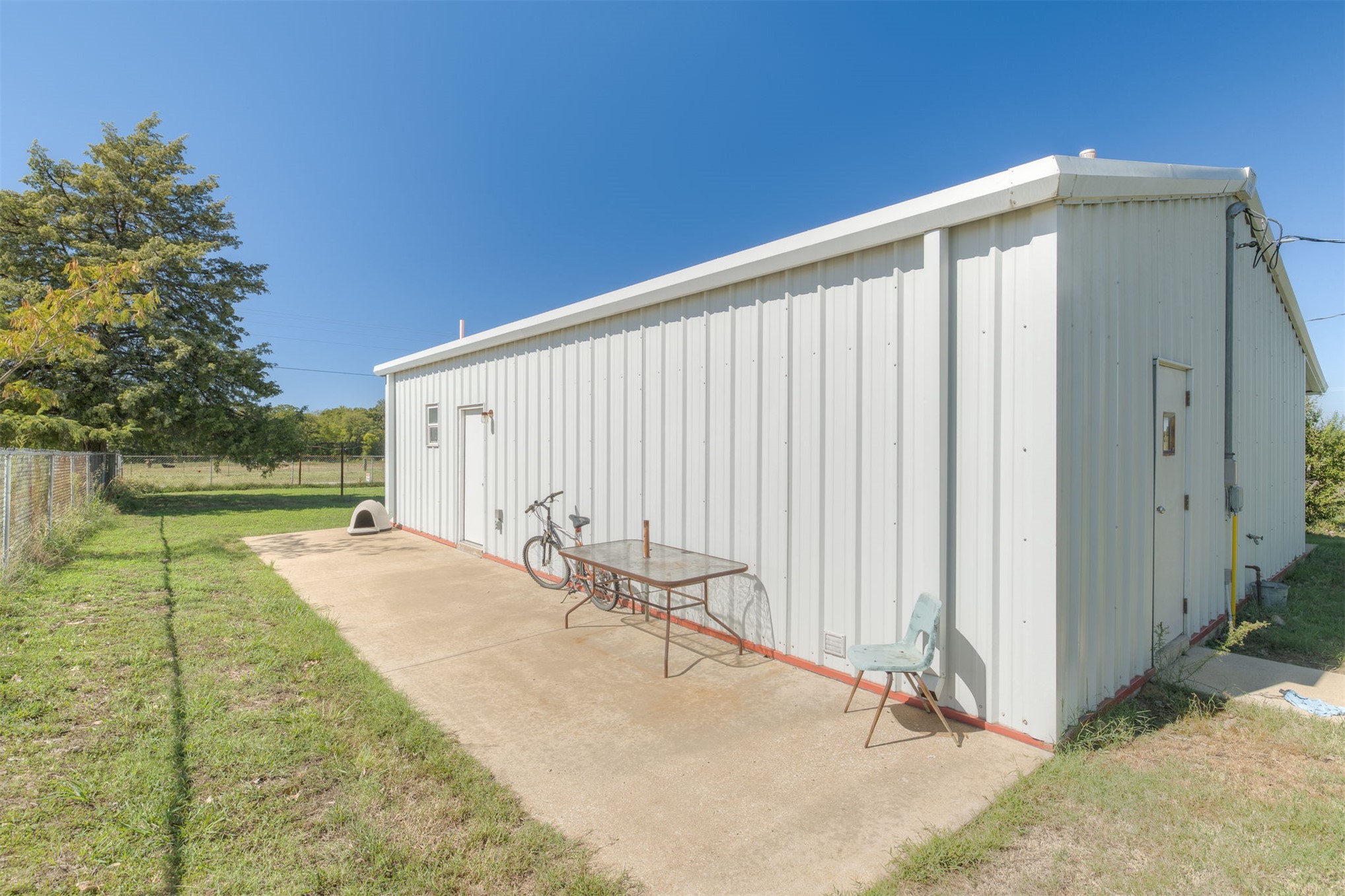 25080 Turkey Pen Hollow Road Henryetta OK 74437