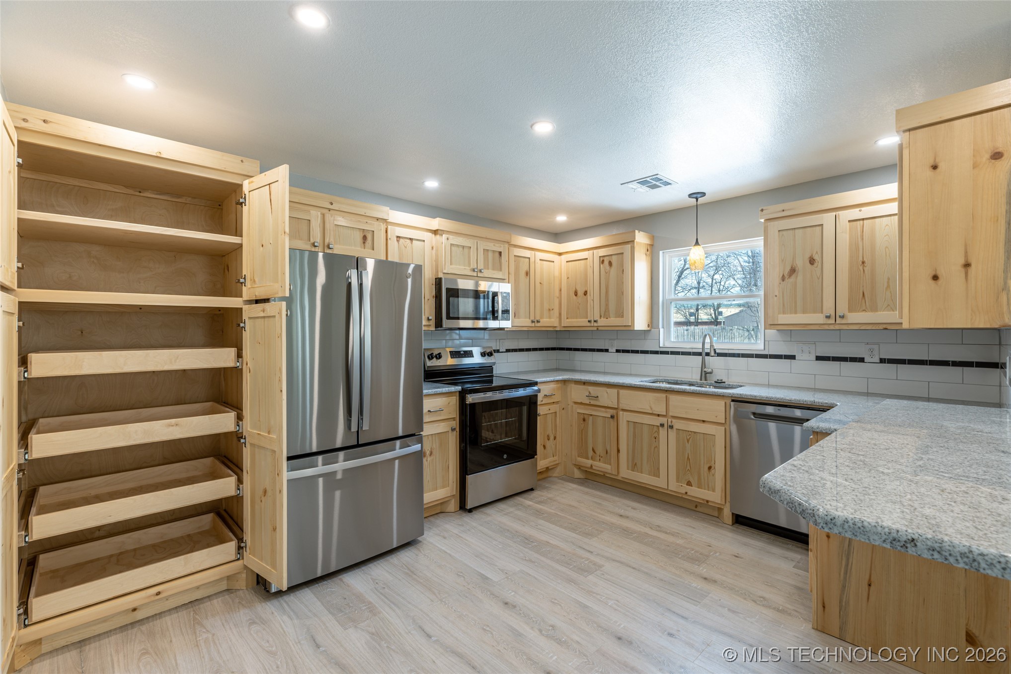 120 E 7th Street Chelsea OK 74016