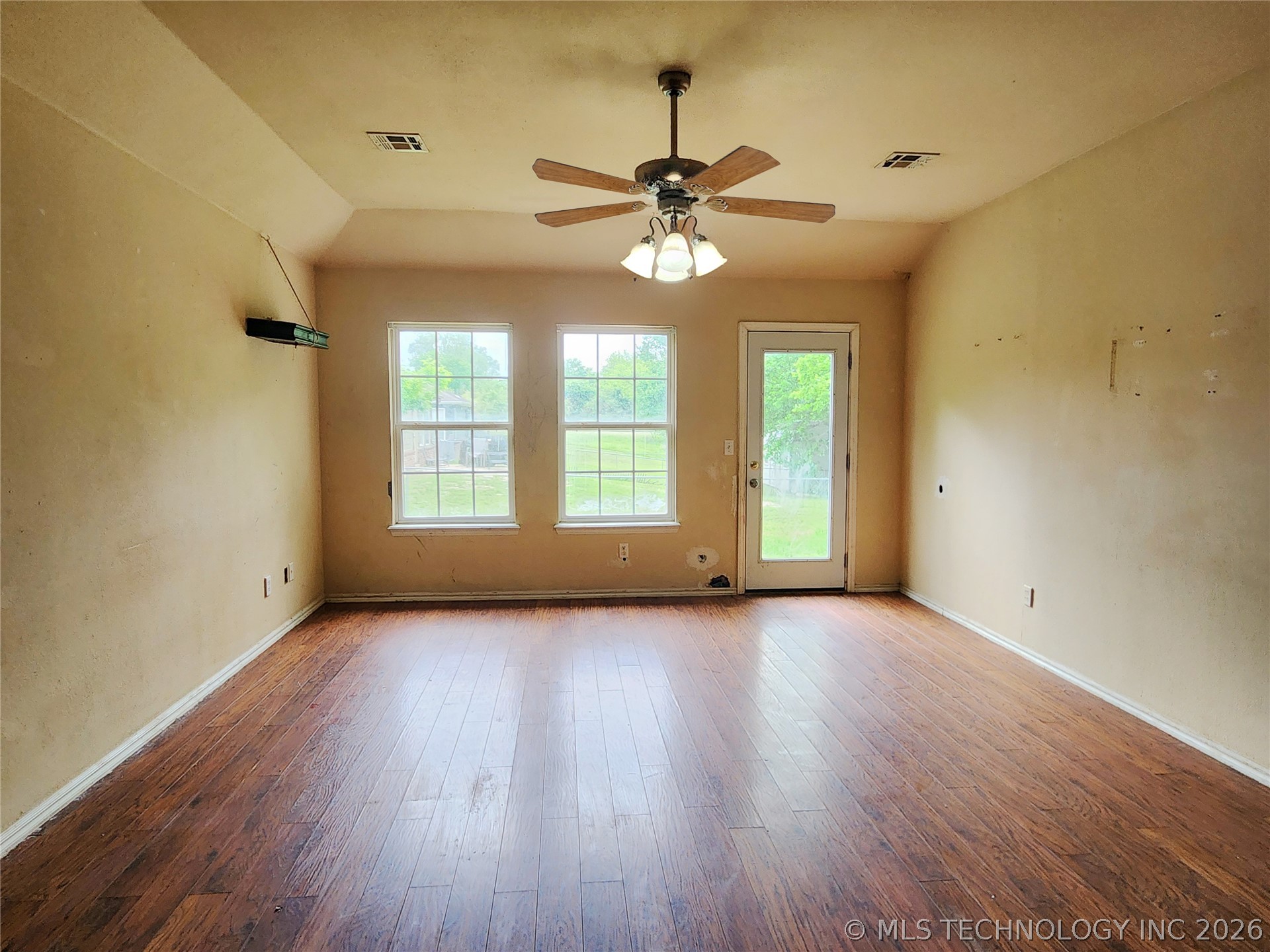 418 N 6th Street Collinsville OK 74021
