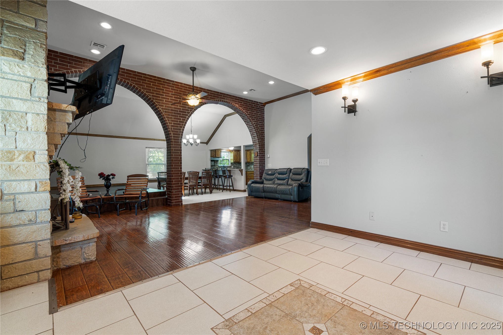 17822 S 44th West Avenue Mounds OK 74047