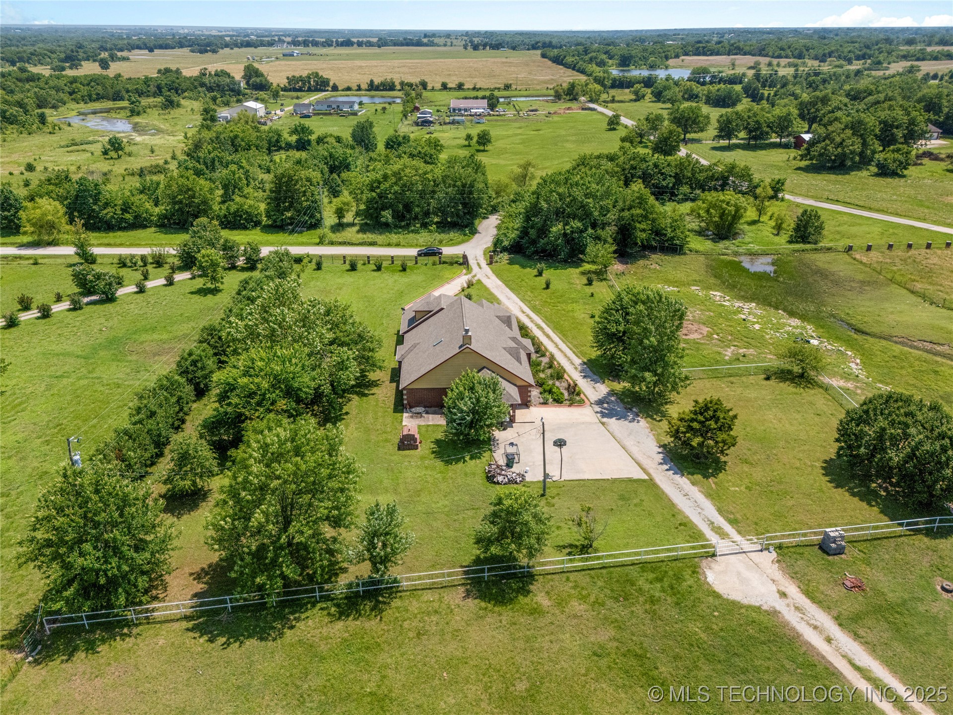 17822 S 44th West Avenue Mounds OK 74047