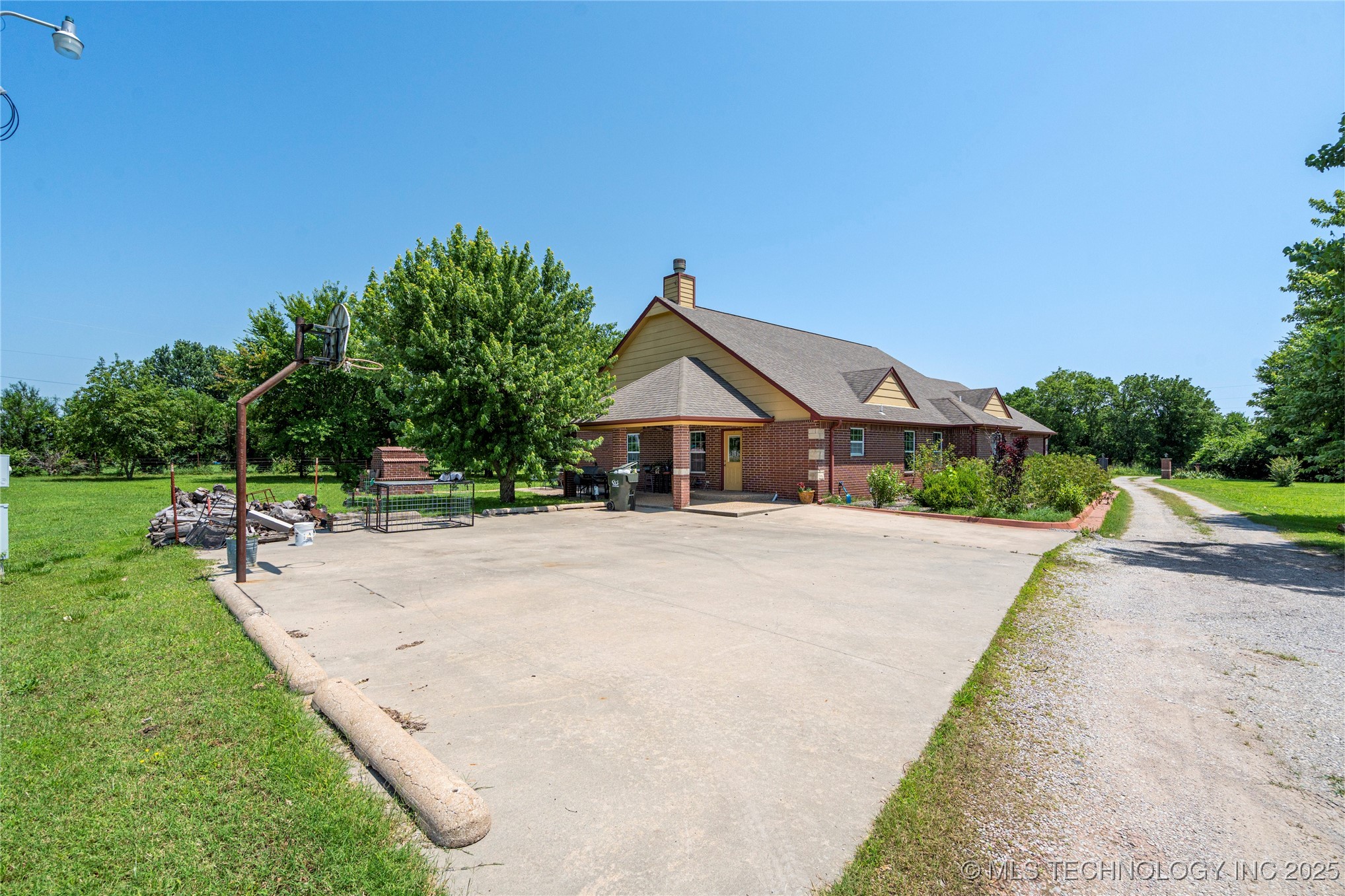 17822 S 44th West Avenue Mounds OK 74047