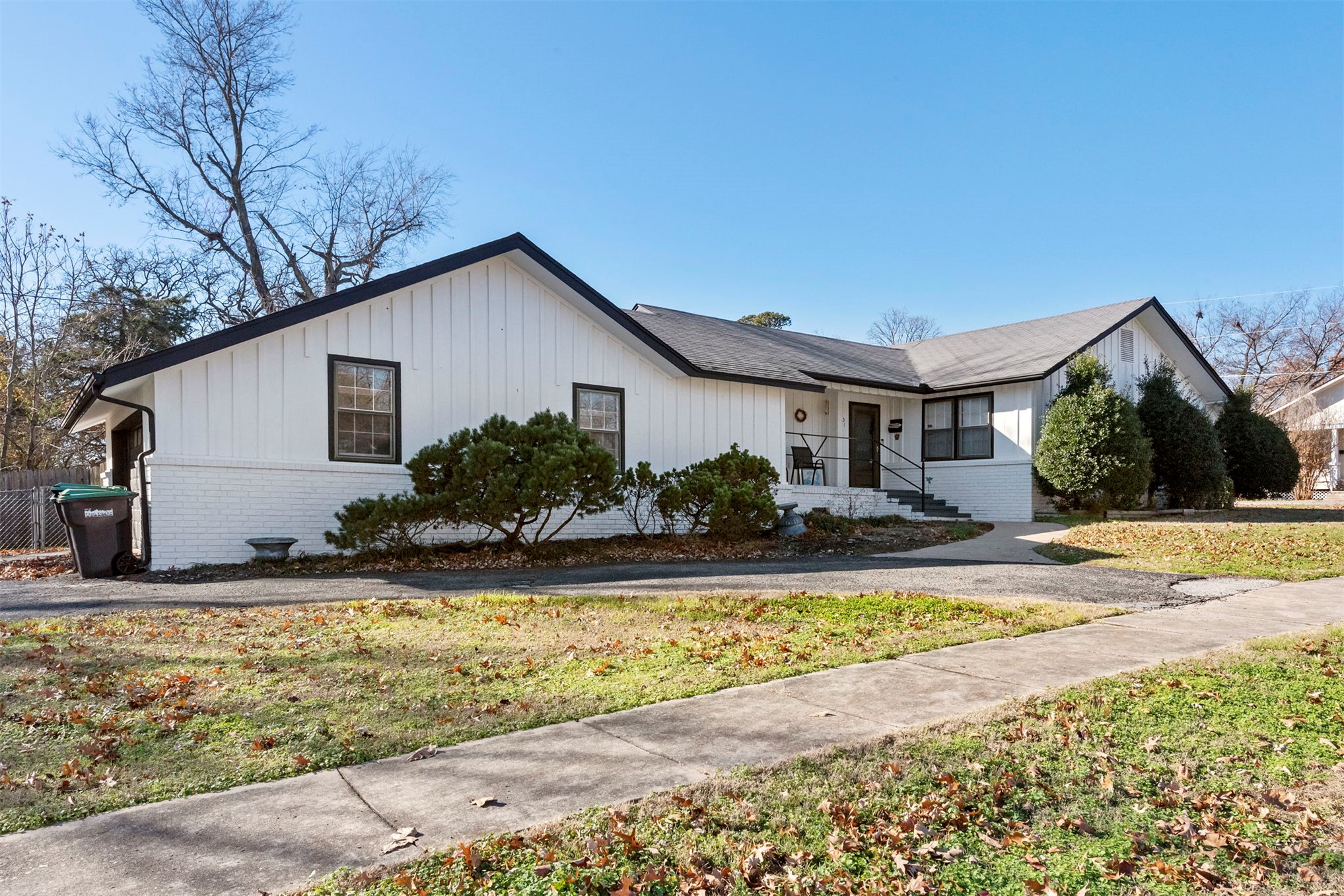 515 W Delaware Street Tahlequah OK 74464