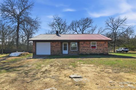 208 SW Railroad Fort Towson OK 74735