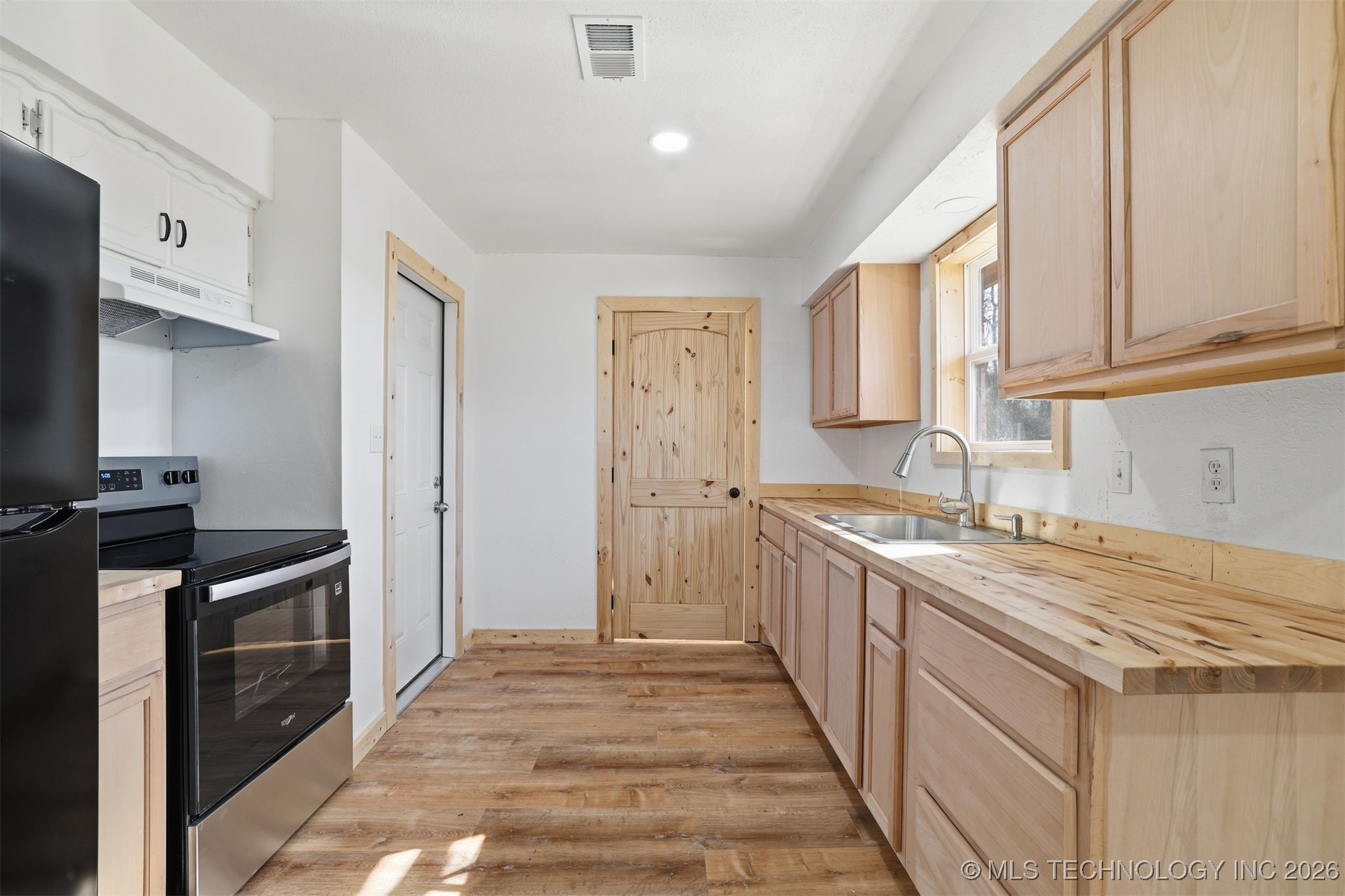 208 SW Railroad Fort Towson OK 74735