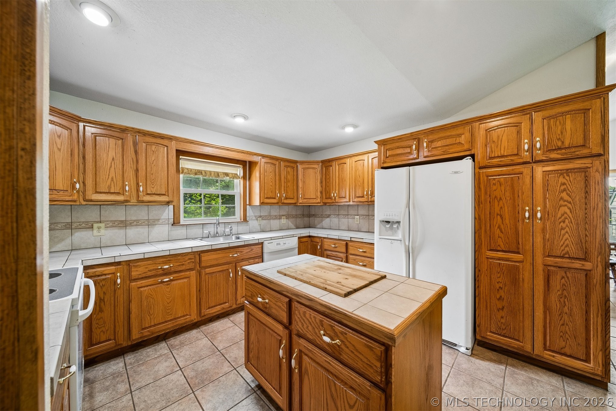 425 S Boston Avenue Ketchum OK 74349