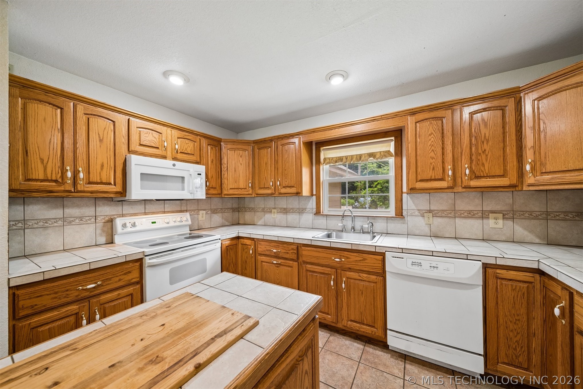 425 S Boston Avenue Ketchum OK 74349