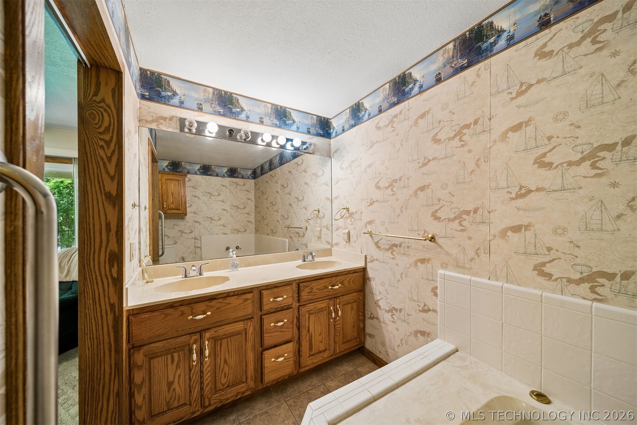 425 S Boston Avenue Ketchum OK 74349