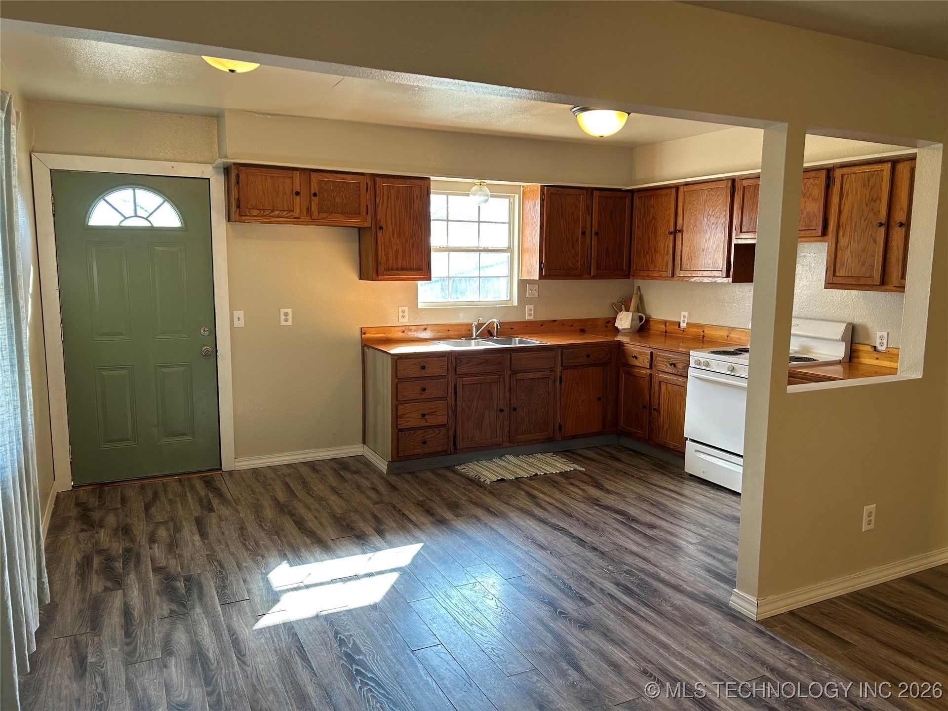 316 W Chickasaw Sallisaw OK 74955
