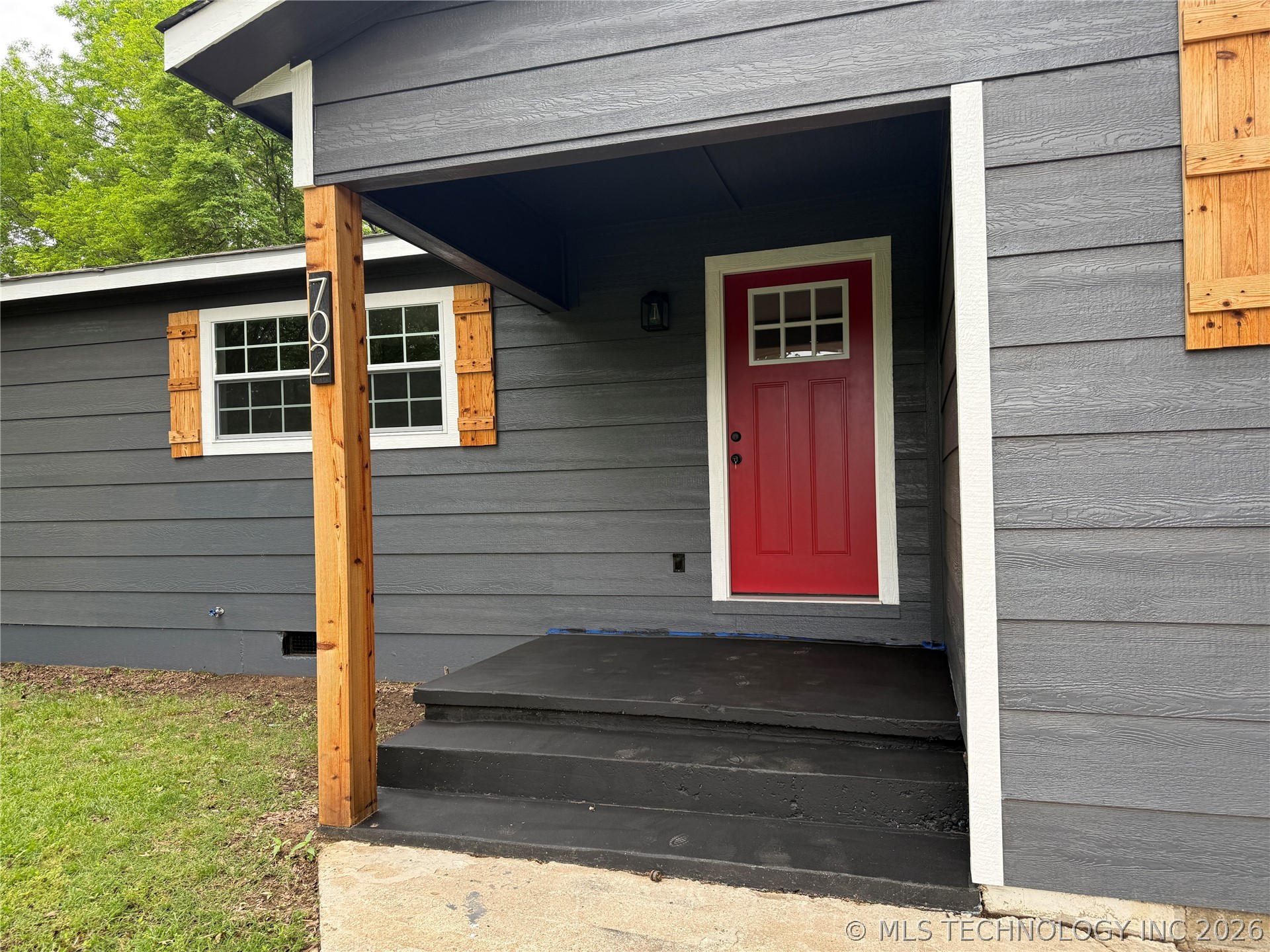 702 6th Avenue Warner OK 74469