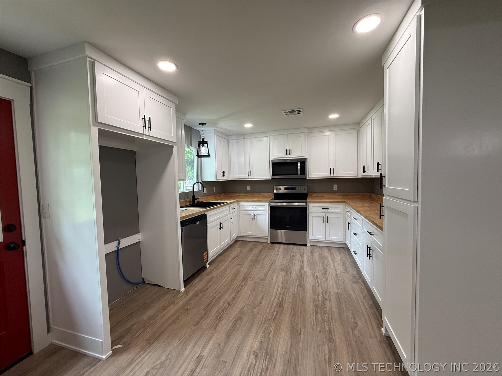 702 6th Avenue Warner OK 74469