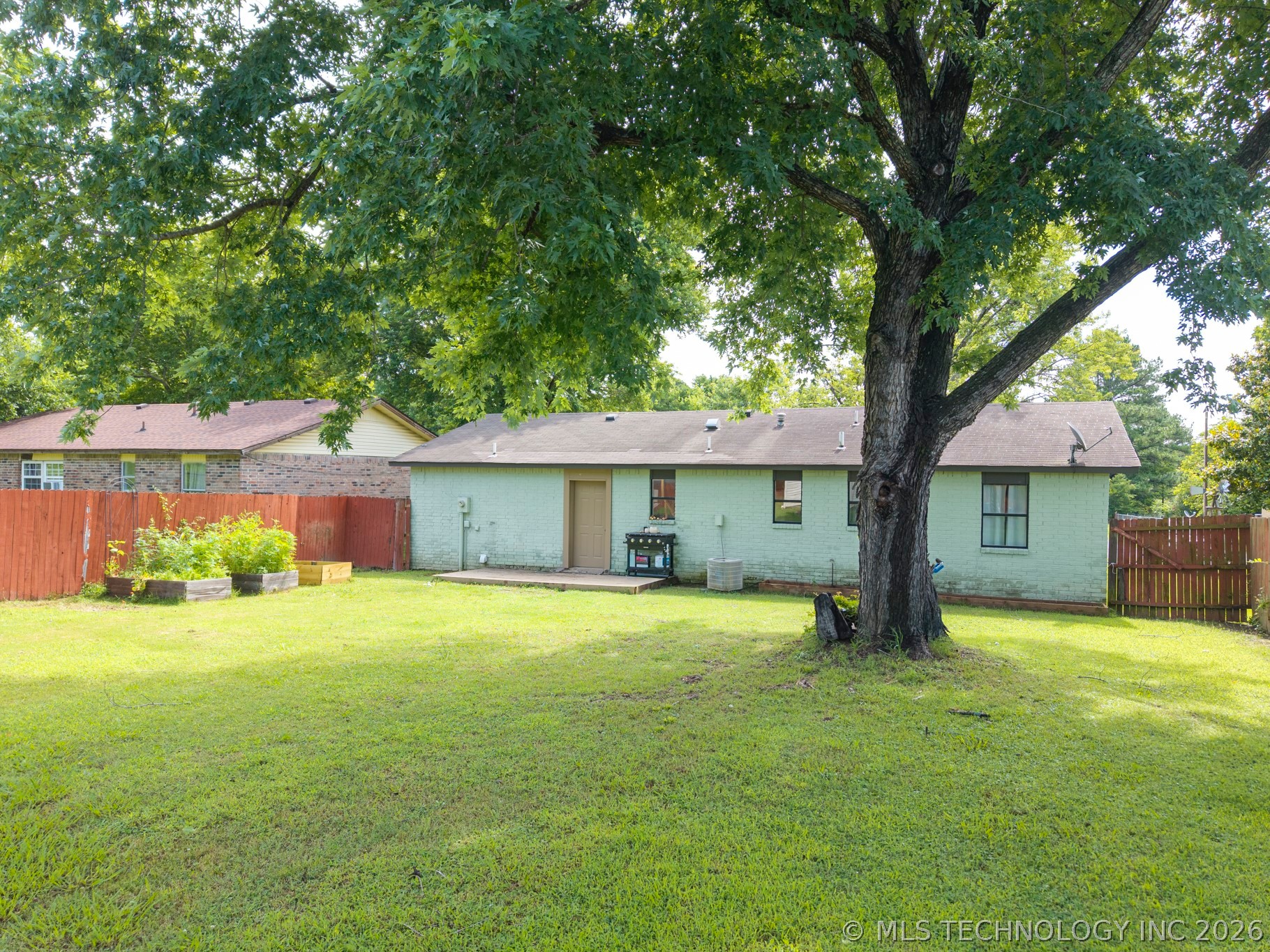 310 Grove Poteau OK 74953