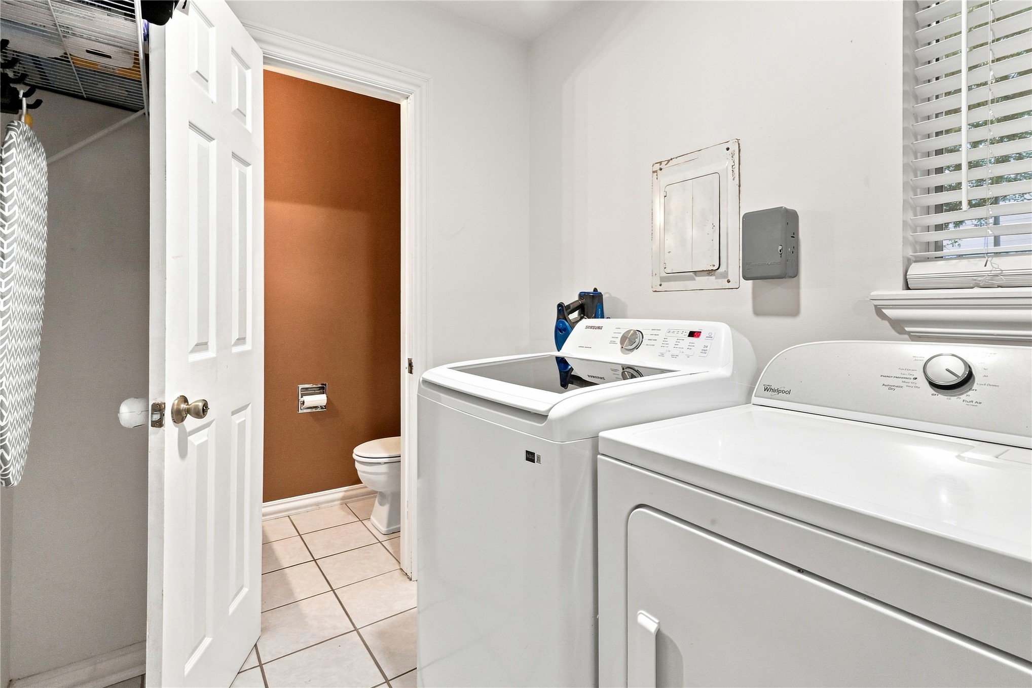 19 S Whitaker Street Pryor OK 74361